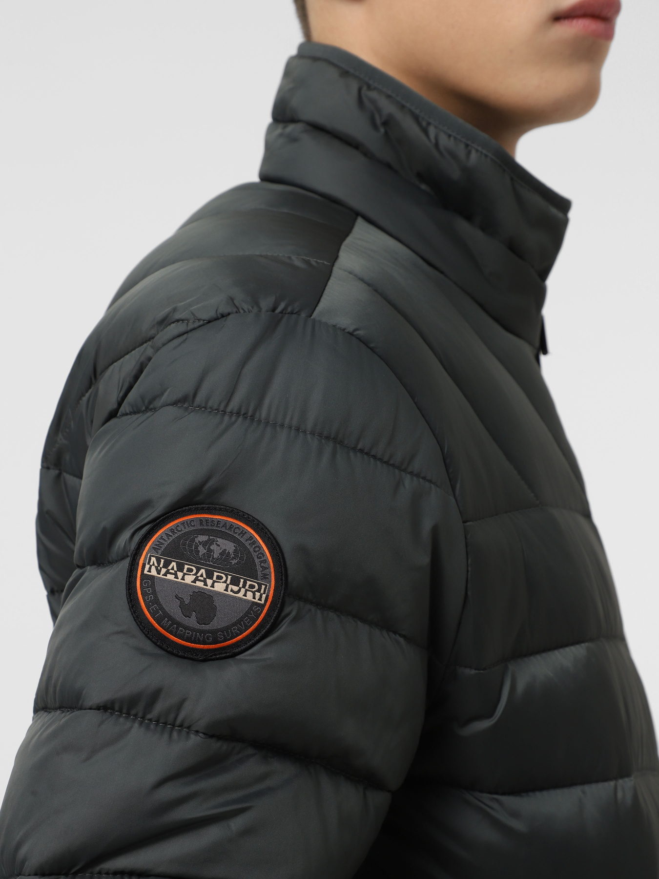 Демисезонная куртка Napapijri Aerons S 3 модель NP0A4GJNG1S1 Фото