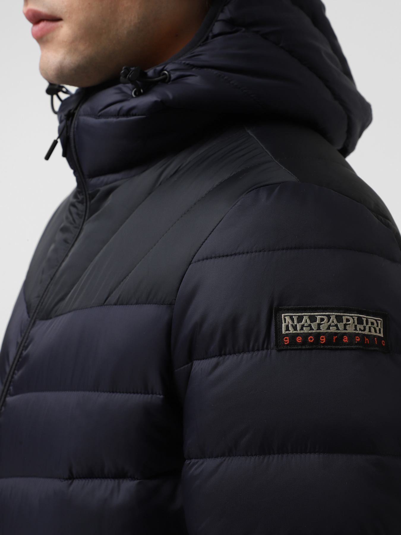 Демісезонна куртка Napapijri Aerons модель NP0A4GJOMM81 Фото