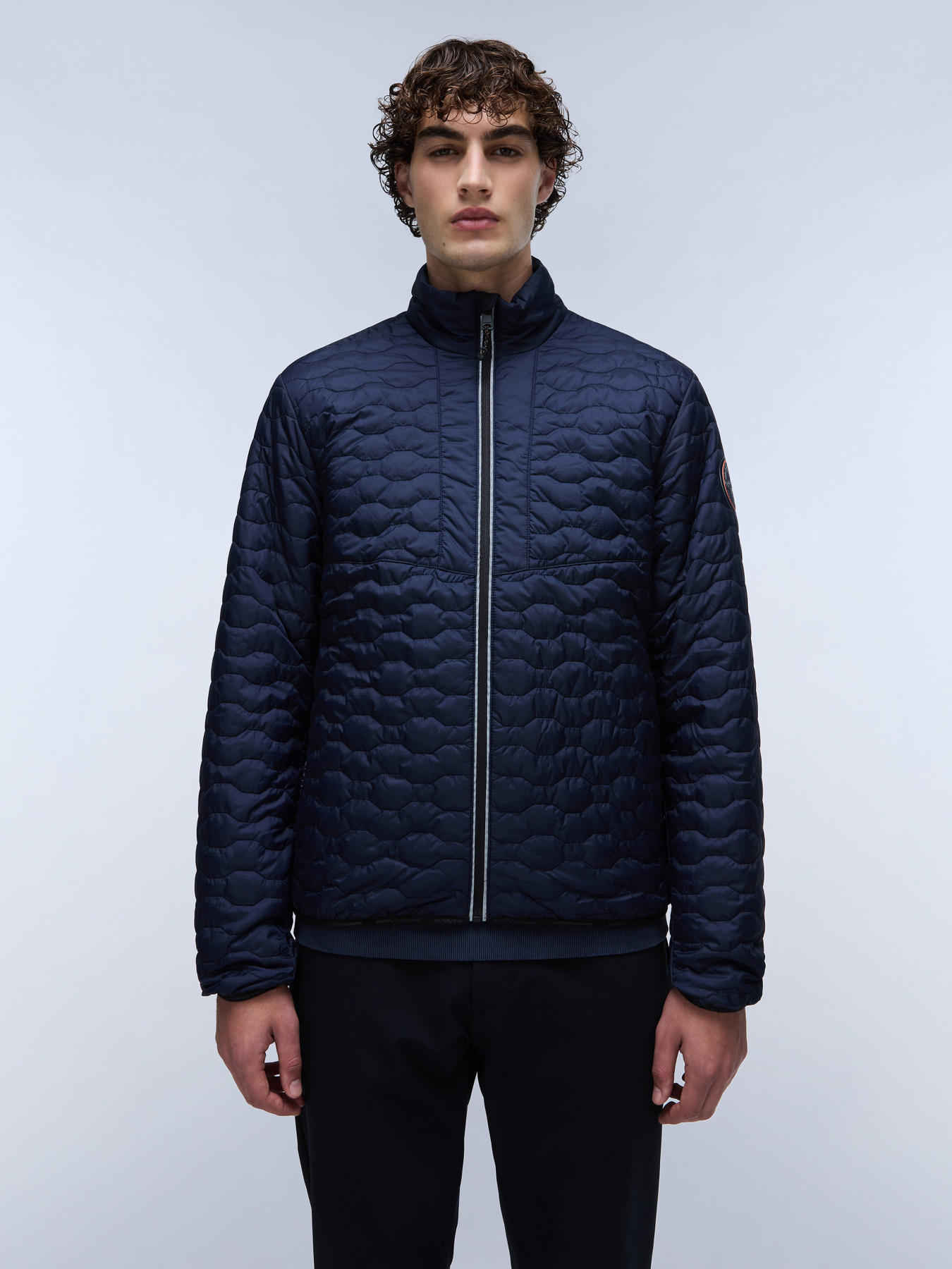 Зимняя куртка Napapijri A-Sarine Puf модель NP0A4I1Q1761 Фото