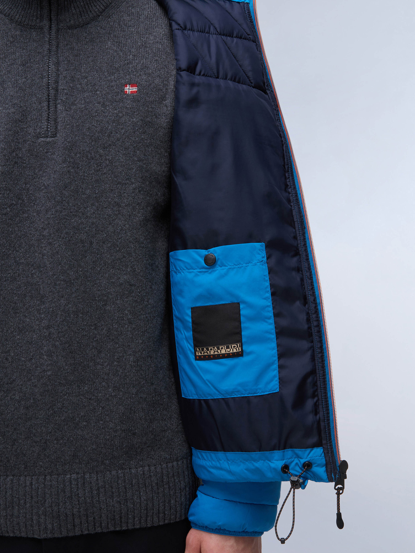 Зимняя куртка Napapijri A-Lapaz модель NP0A4I26B2P1 Фото