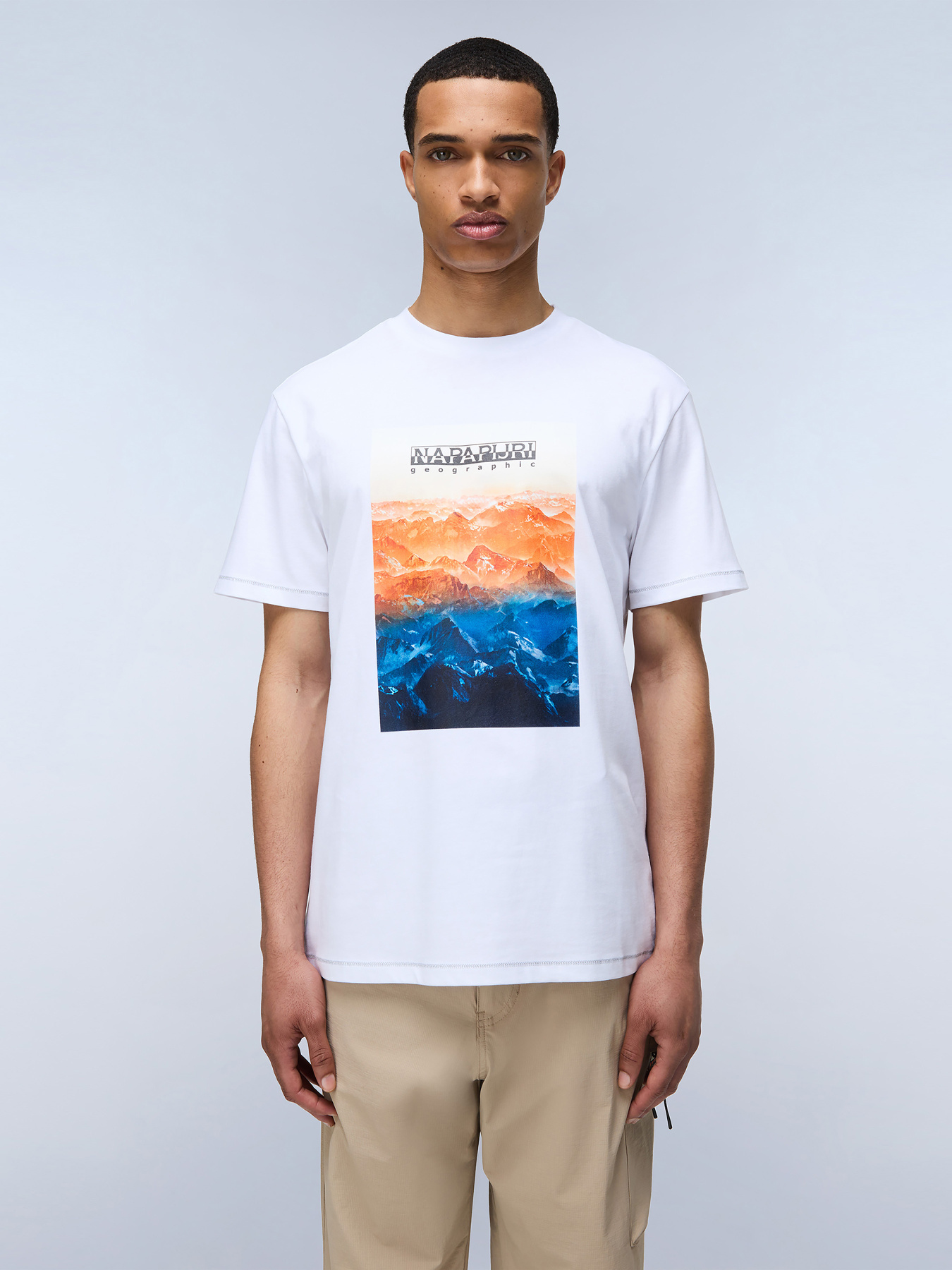 Футболка Napapijri S-Rollin Ss модель NP0A4I3D0021 Футболка Napapijri S-Rollin Ss модель NP0A4I3D0021 Фото