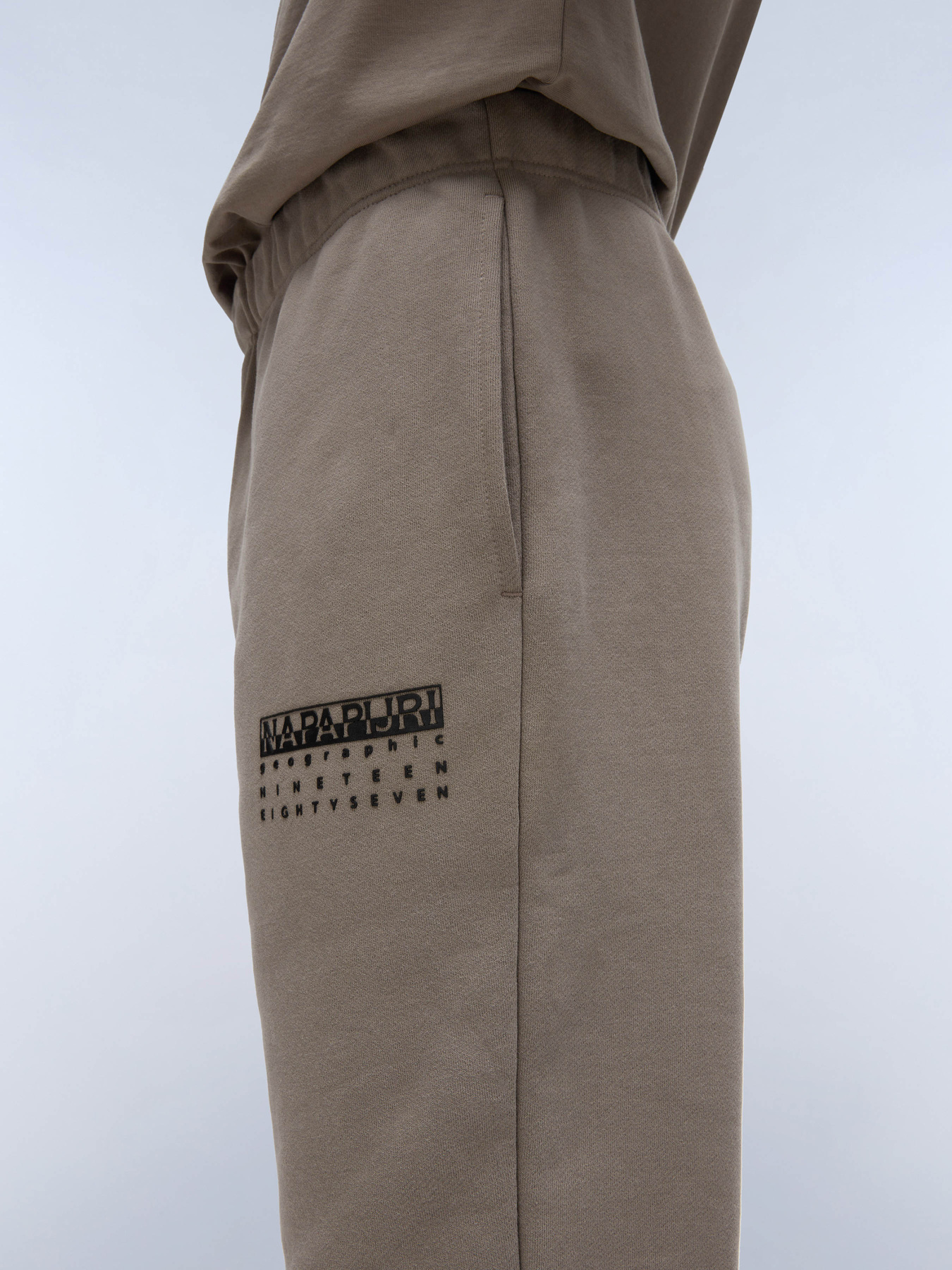 Штани спортивні Napapijri M-Premium модель NP0A4I6PN1K1 Фото