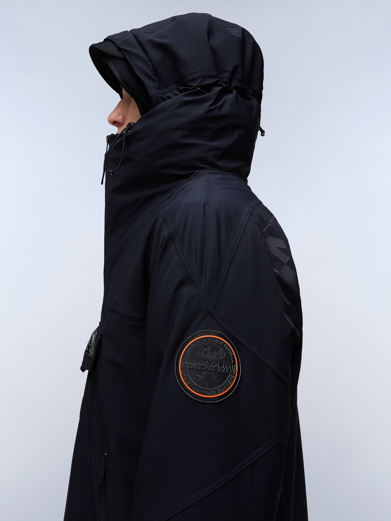 Анорак Napapijri Rainforest Tech модель NP0A4I9C0411 Фото