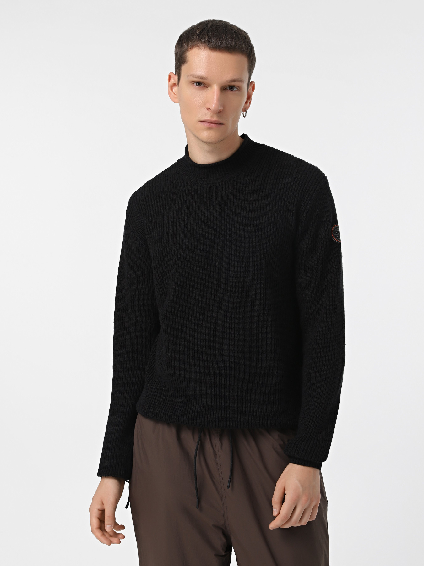 Джемпер Napapijri D-Gwich T Wint модель NP0A4IA40411 Джемпер Napapijri D-Gwich T Wint модель NP0A4IA40411 Фото