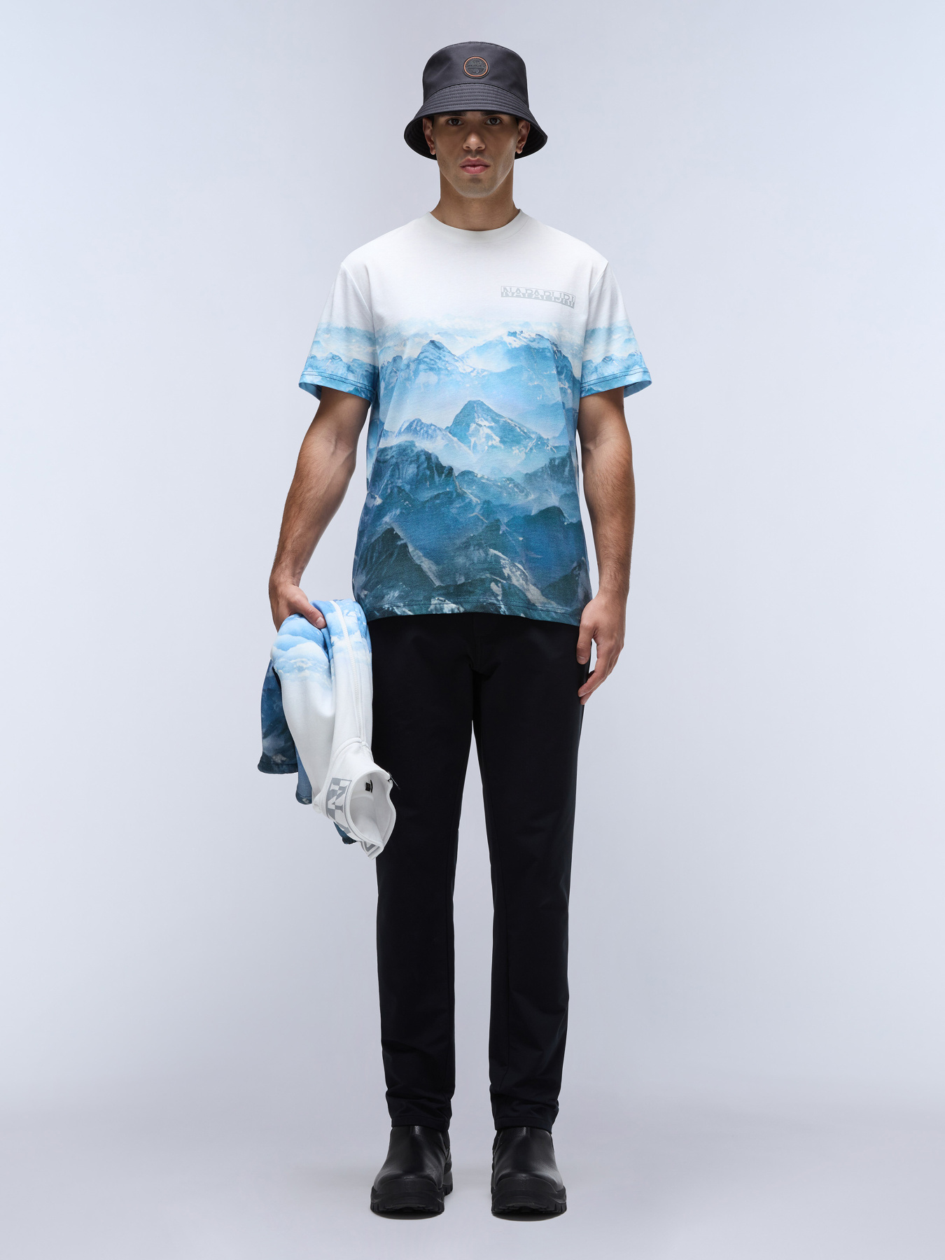 Футболка Napapijri S-Dunnern Ss модель NP0A4IB6FCI1 Футболка Napapijri S-Dunnern Ss модель NP0A4IB6FCI1 Фото