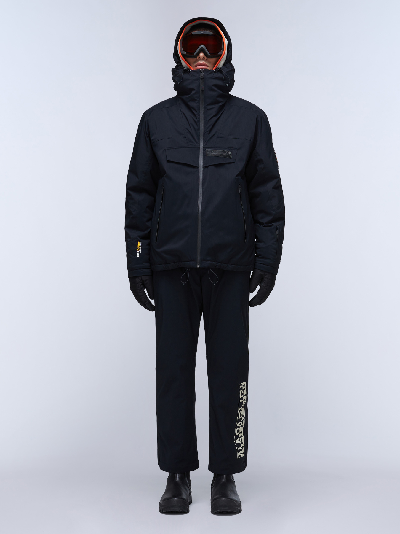 Аутдор и горнолыжная куртка Napapijri Rainforest Tech Ski модель NP0A4IH30411 Аутдор и горнолыжная куртка Napapijri Rainforest Tech Ski модель NP0A4IH30411 Фото