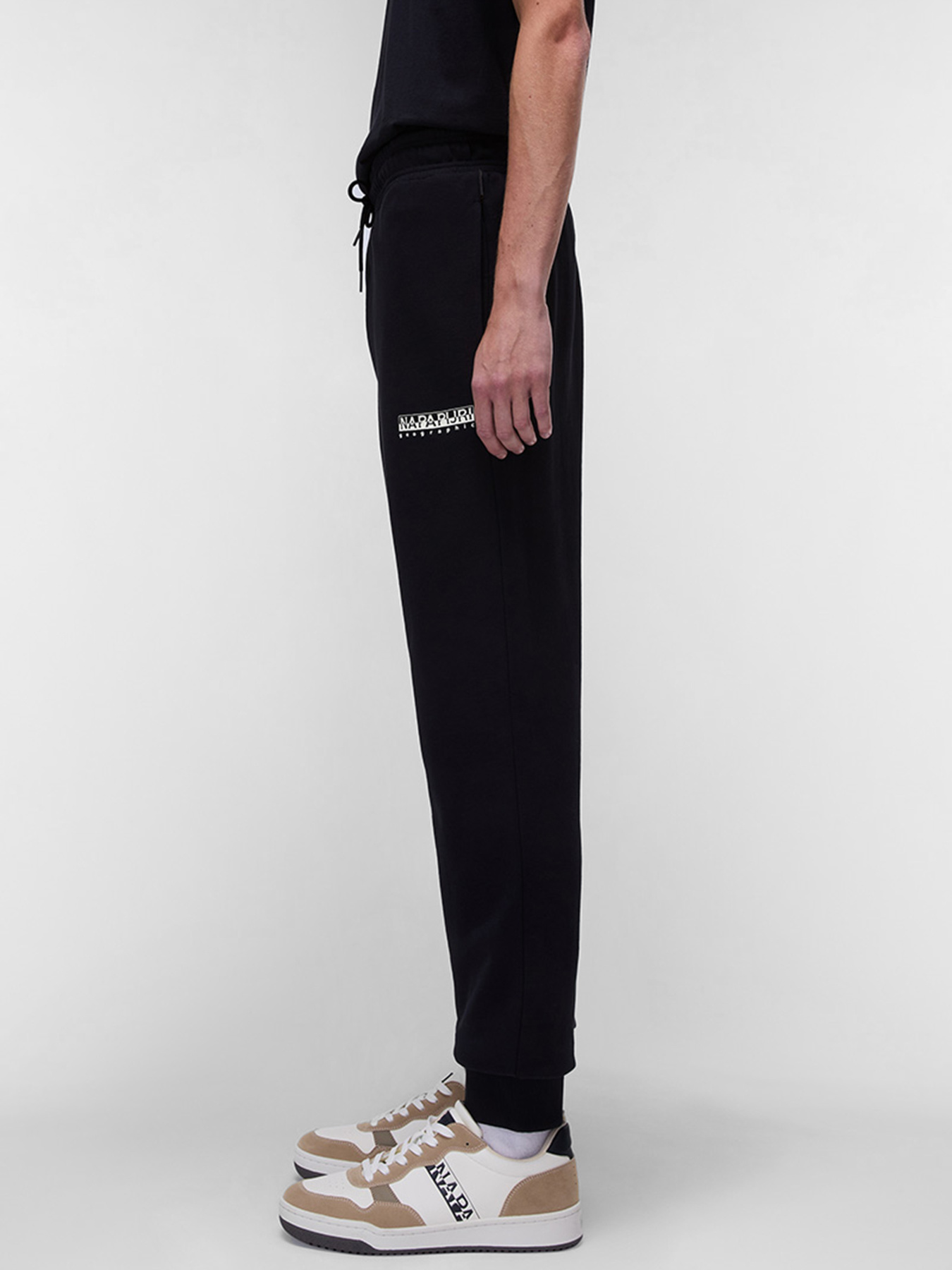 Штаны спортивные Napapijri Gori модель NP0A4IDS0411 Фото