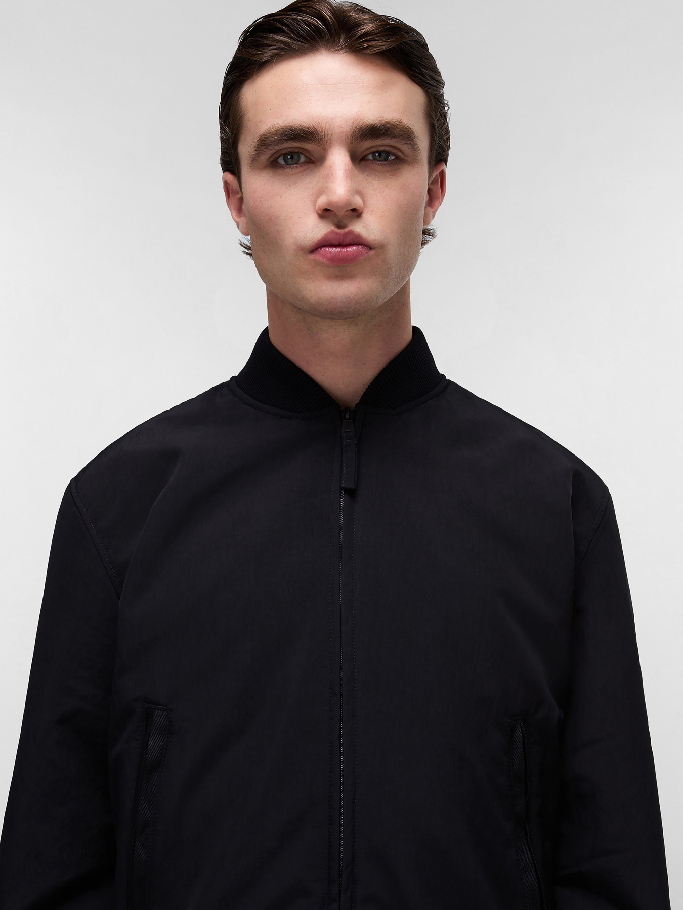 Бомбер Napapijri Montale Short модель NP0A4ICN9411 Фото