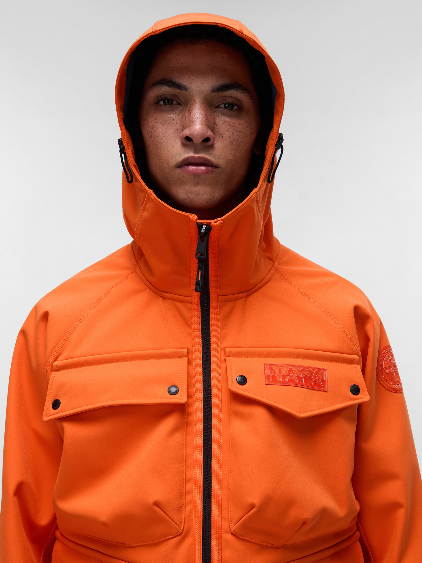 Демисезонная куртка Napapijri Rivalto Medium модель NP0A4ICPA001 Фото