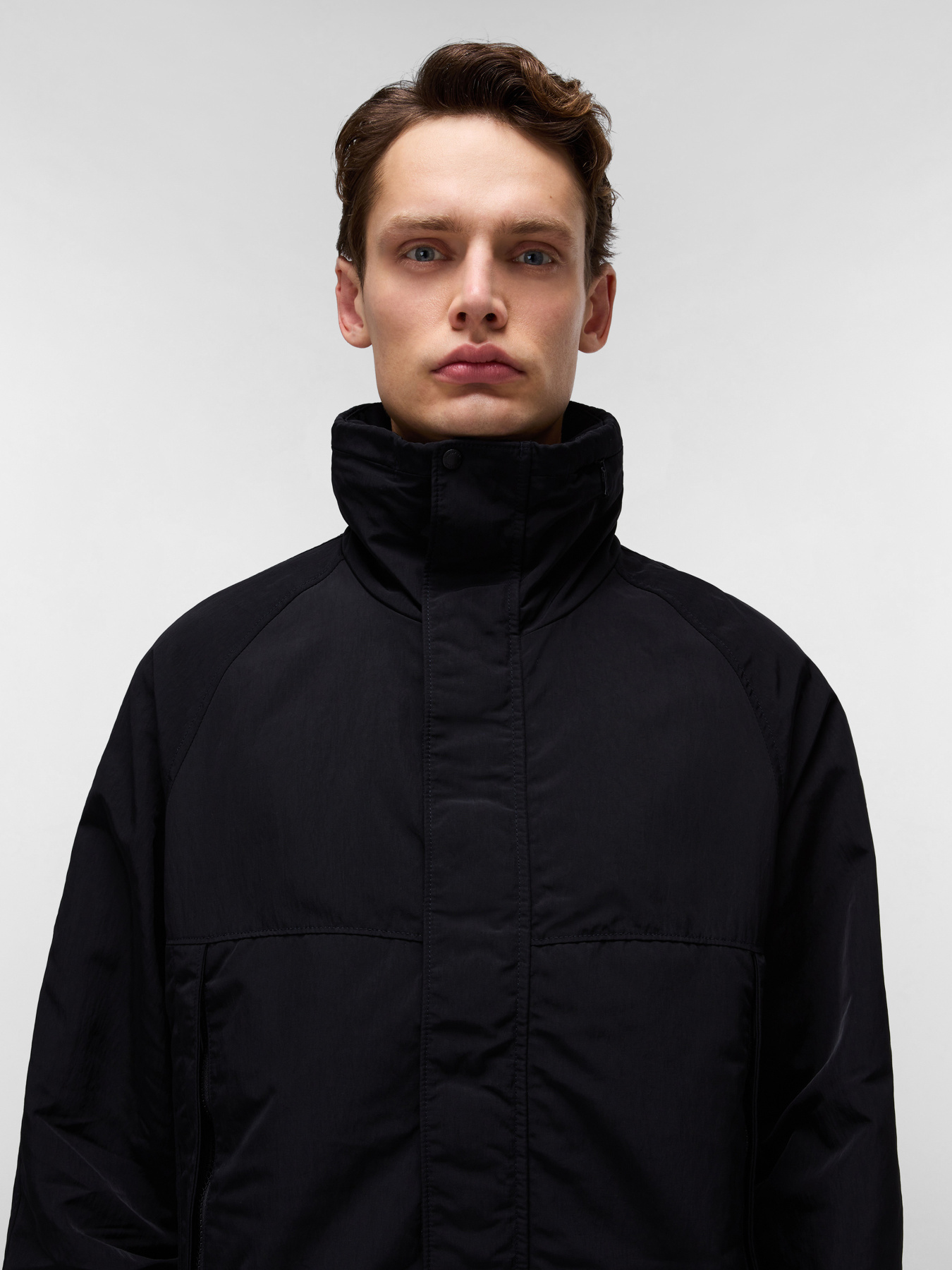 Демісезонна куртка Napapijri Bisenzio Short модель NP0A4ILV9411 Фото