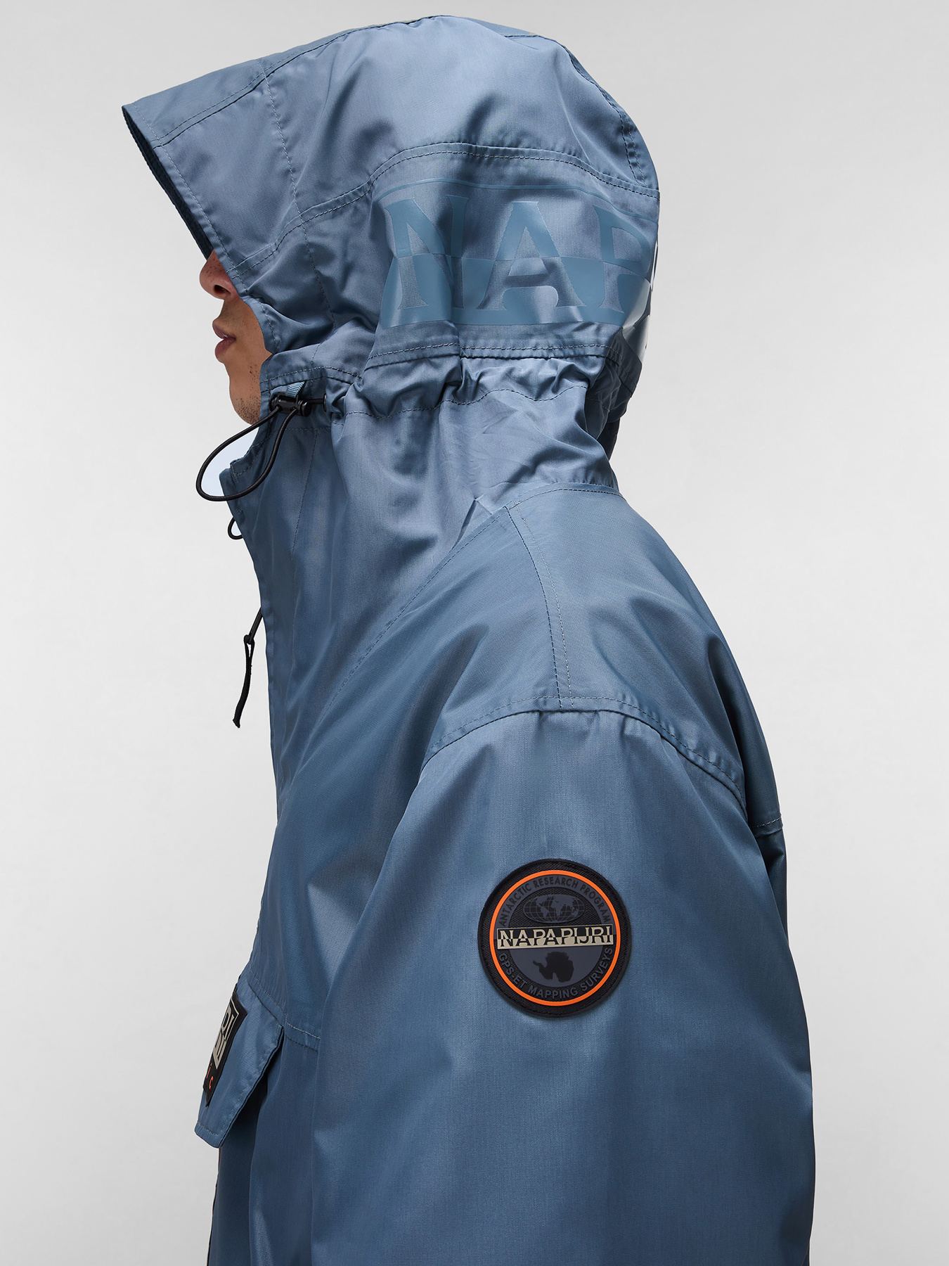 Анорак Napapijri Rainforest Next Summer модель NP0A4ILWG1Y1 Анорак Napapijri Rainforest Next Summer модель NP0A4ILWG1Y1 Фото