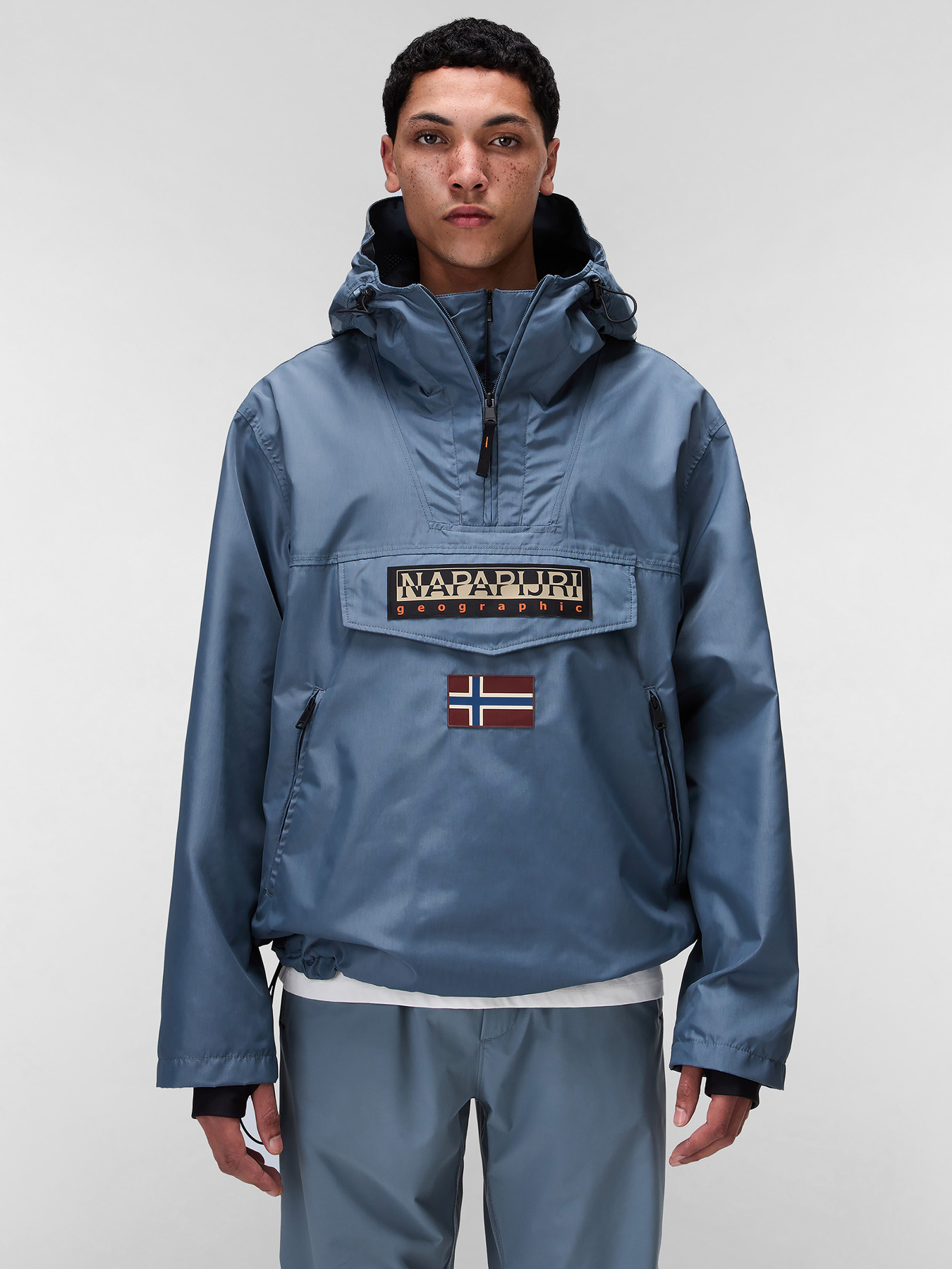 Анорак Napapijri Rainforest Next Summer модель NP0A4ILWG1Y1 Анорак Napapijri Rainforest Next Summer модель NP0A4ILWG1Y1 Фото