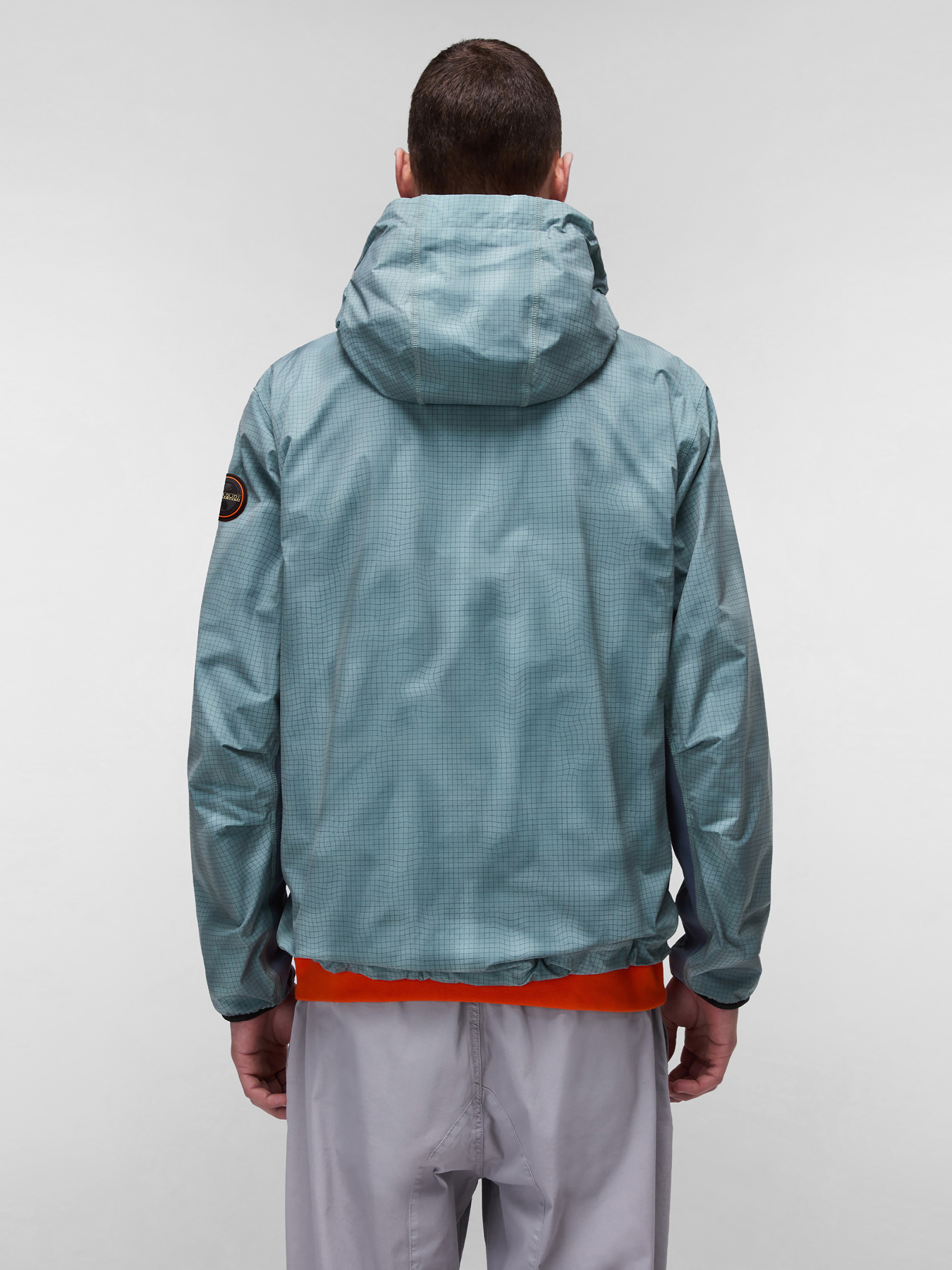 Демісезонна куртка Napapijri Tartuca Print Short модель NP0A4IMQFDH1 Фото