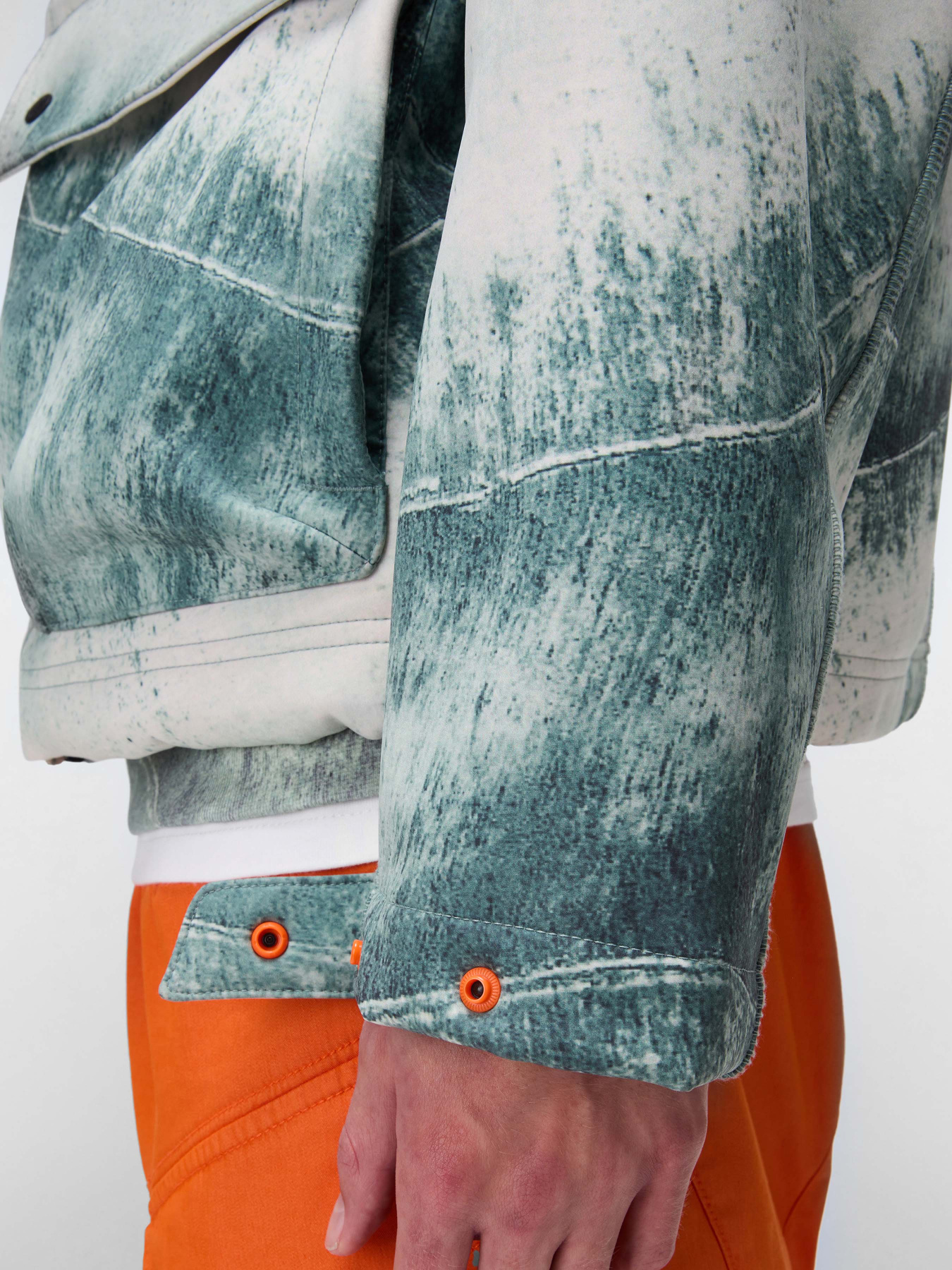 Демисезонная куртка Napapijri Rivalto Print Medium модель NP0A4IMRFCP1 Фото