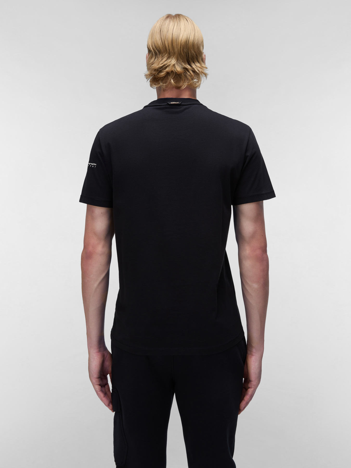 Футболка Napapijri Badge модель NP0A4I3N0411 Фото