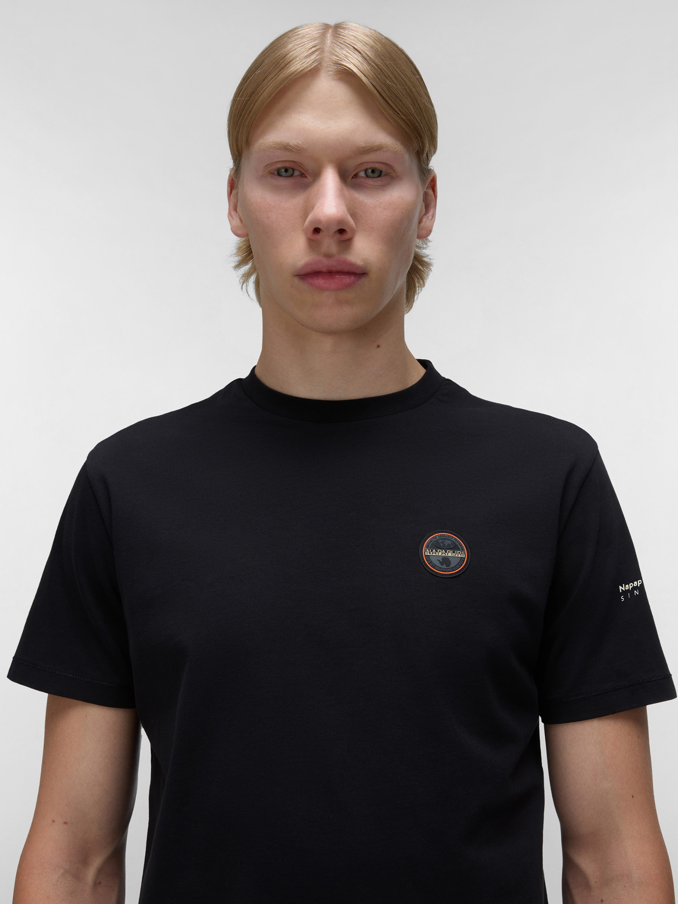 Футболка Napapijri Badge модель NP0A4I3N0411 Фото