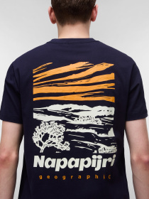 Футболка Napapijri Vignoni модель NP0A4ILX1761 Футболка Napapijri Vignoni модель NP0A4ILX1761 Фото