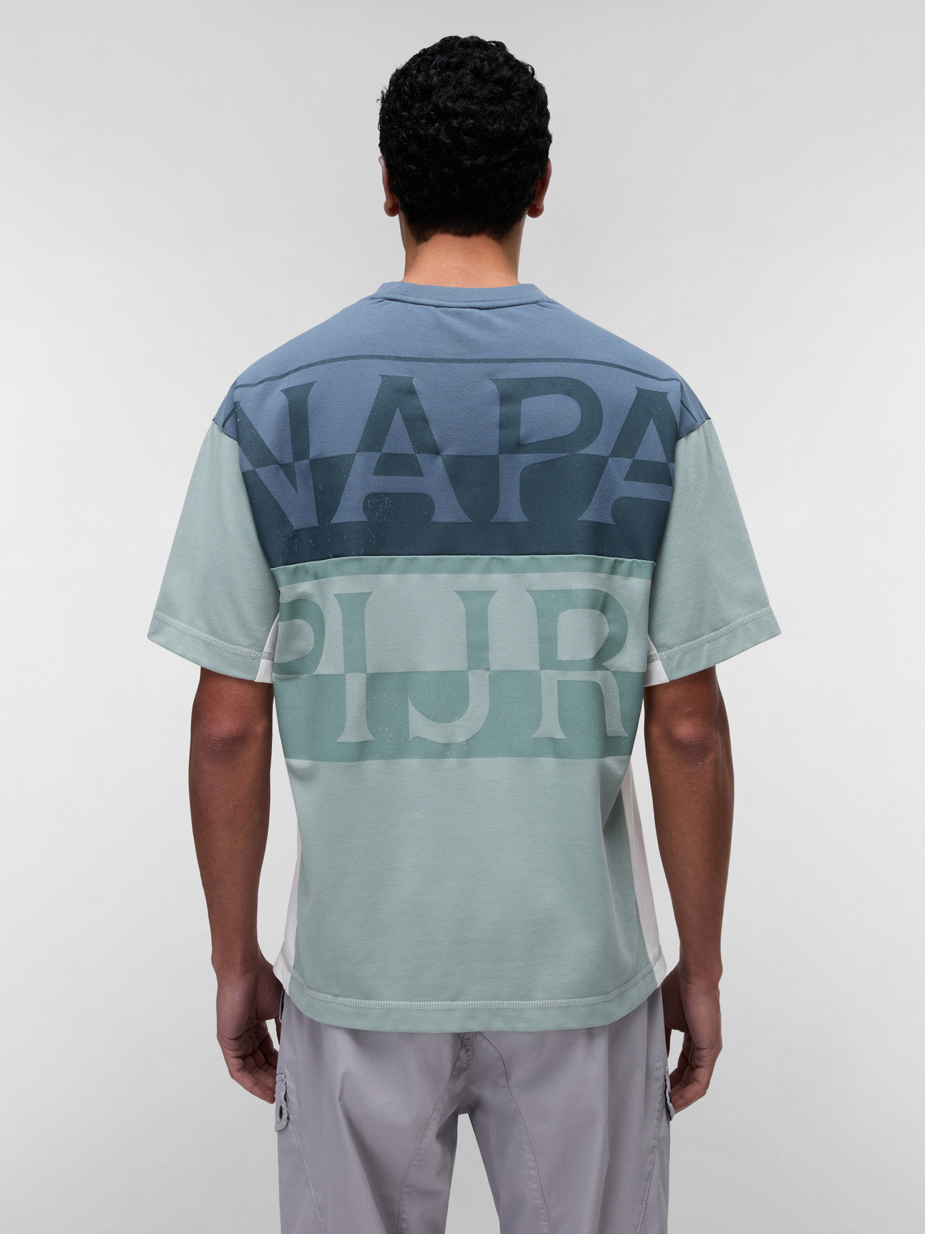 Футболка Napapijri Anghiari модель NP0A4IMUMQB1 Футболка Napapijri Anghiari модель NP0A4IMUMQB1 Фото