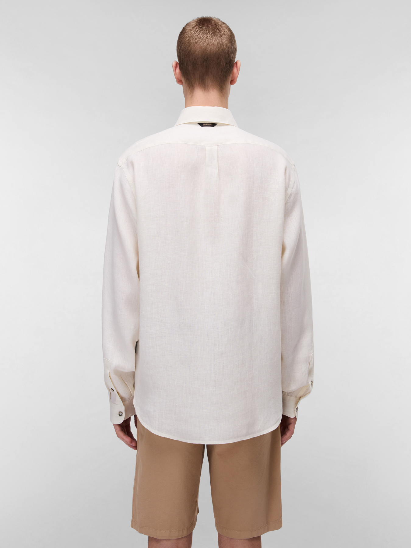 Рубашка повседневная Napapijri Linen модель NP0A4HQ2N1A1 Рубашка повседневная Napapijri Linen модель NP0A4HQ2N1A1 Фото