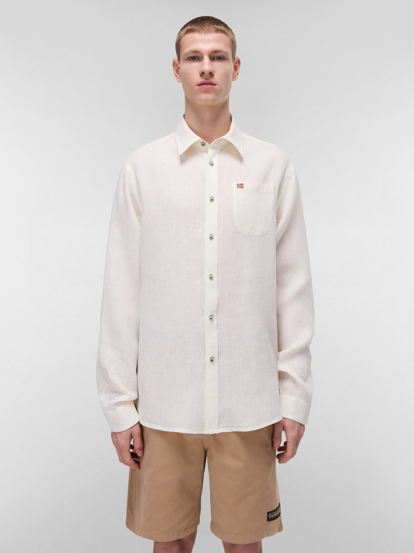 Рубашка повседневная Napapijri Linen модель NP0A4HQ2N1A1 Рубашка повседневная Napapijri Linen модель NP0A4HQ2N1A1 Фото