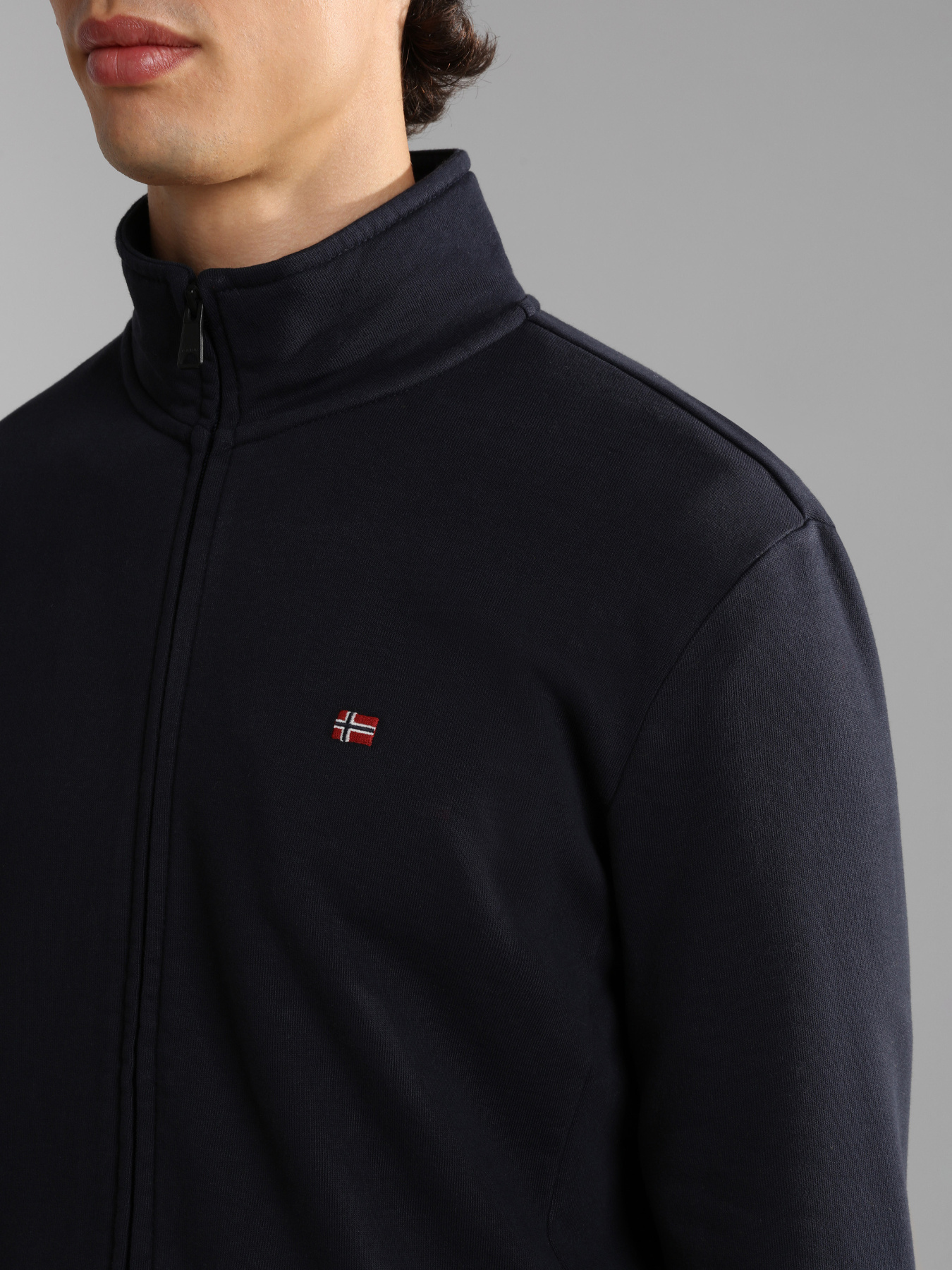 Кофта Napapijri Balis модель NP0A4GBA1761 Фото