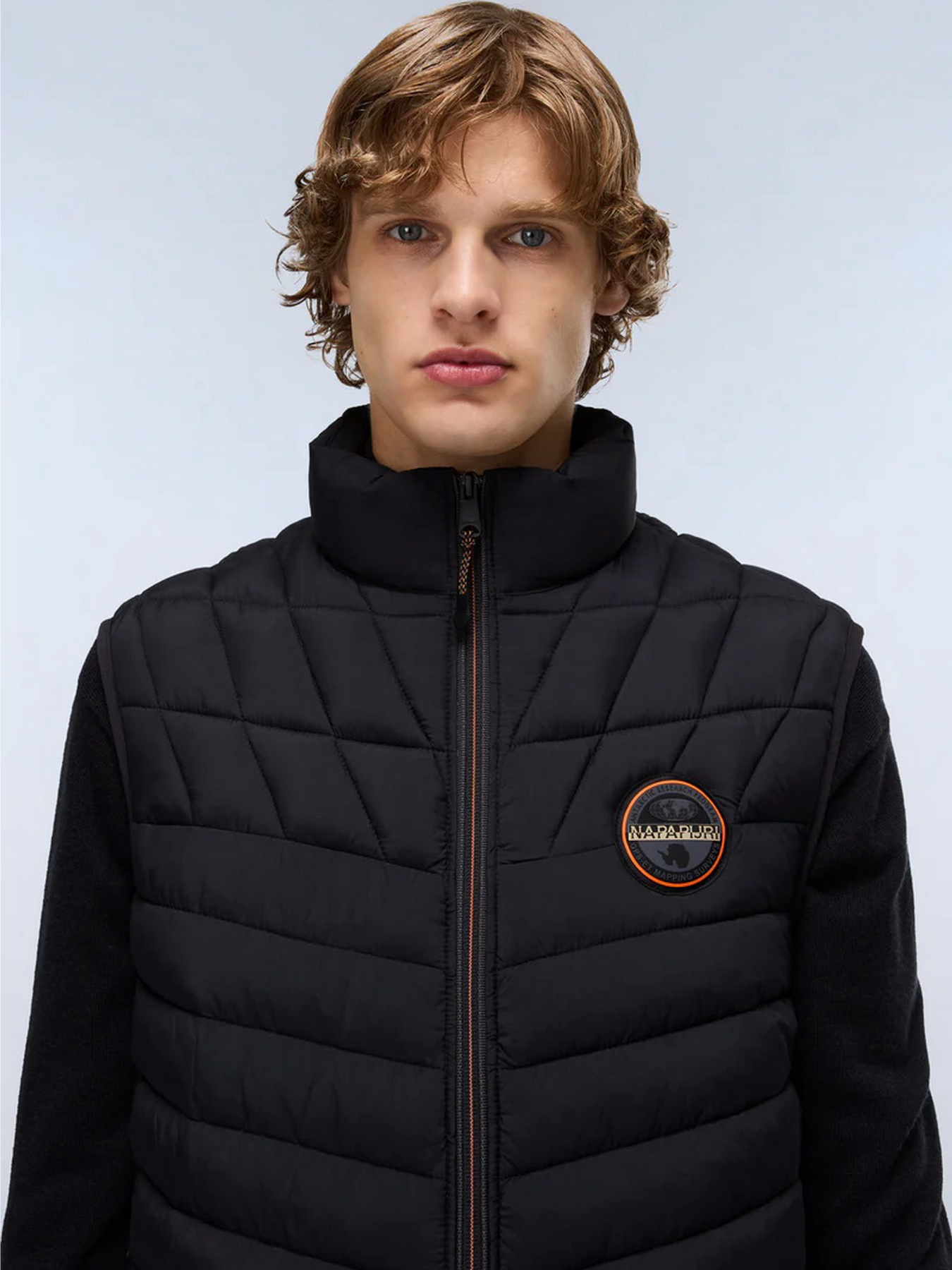 Жилет з утеплювачем Napapijri Lapaz модель NP0A4IA69411 Фото