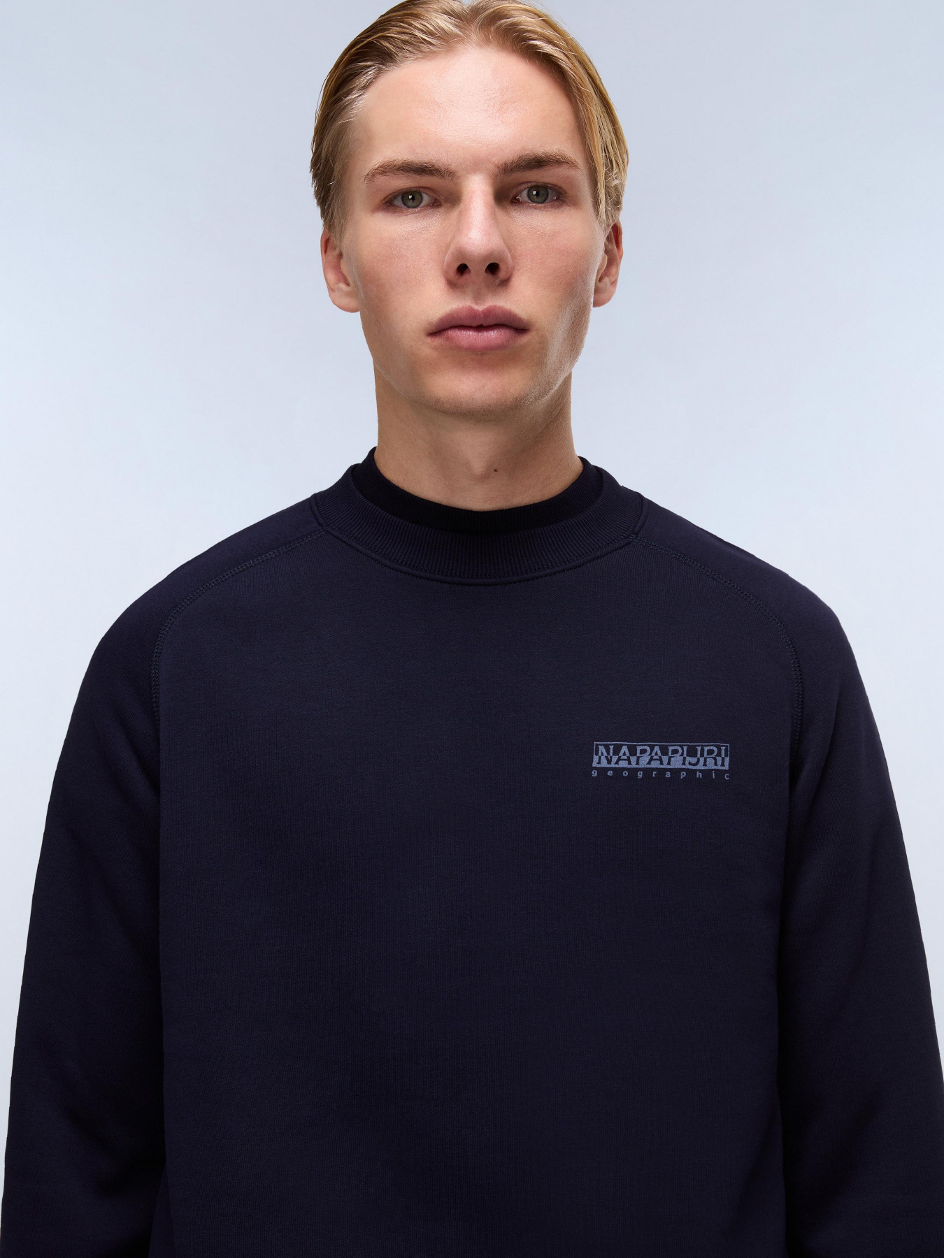 Свитшот Napapijri модель NP0A88ST1761 Свитшот Napapijri модель NP0A88ST1761 Фото