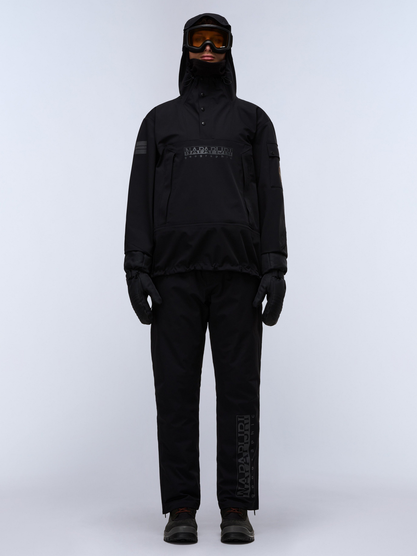 Аутдор та гірськолижні штани Napapijri модель NP0A88TB9411 Фото