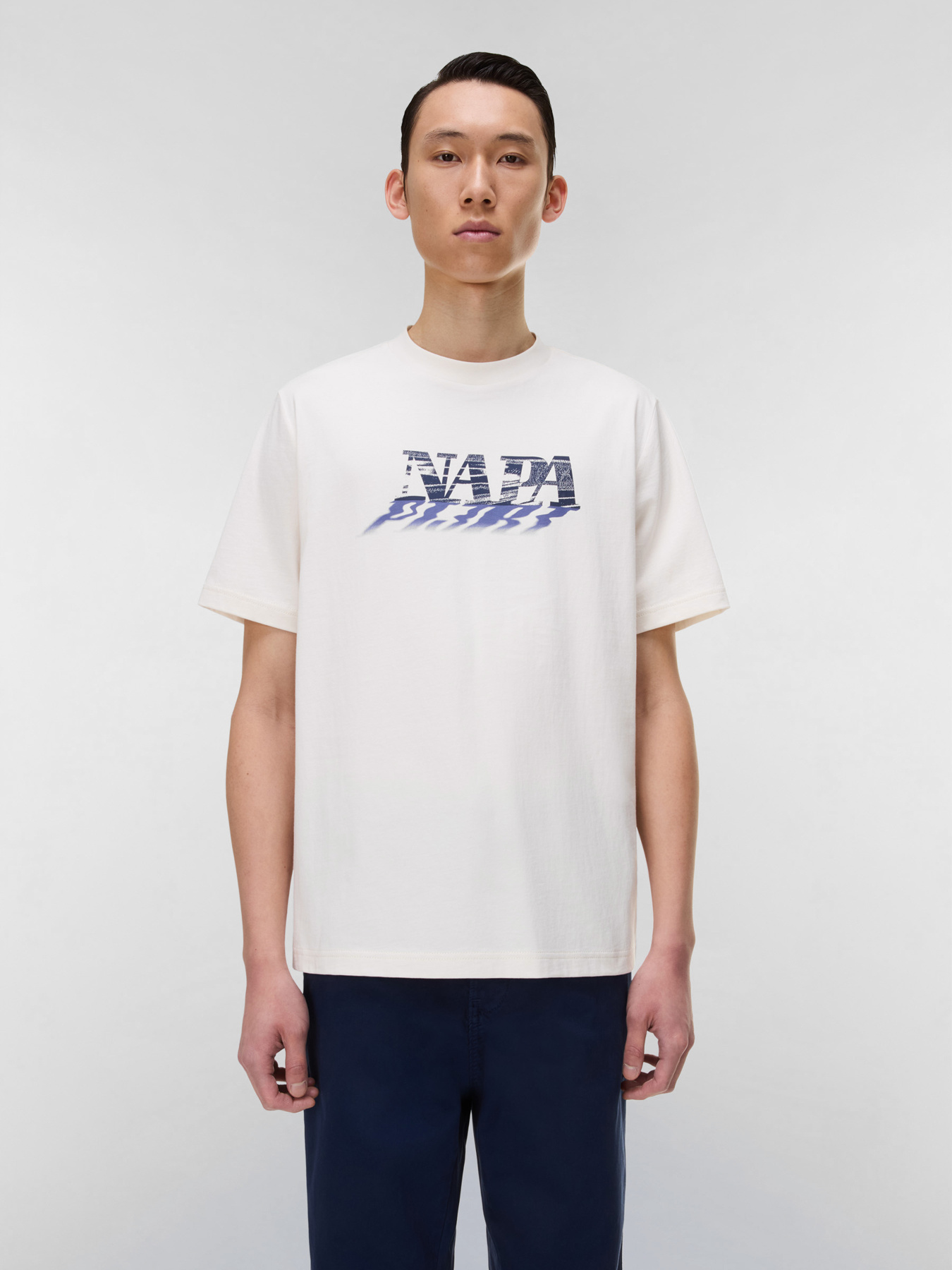 Футболка Napapijri S-LODESTAR модель NP0A4FGYN1A1 Футболка Napapijri S-LODESTAR модель NP0A4FGYN1A1 Фото