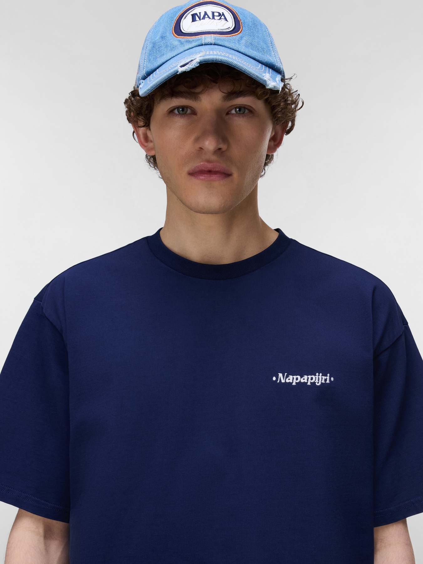 Футболка Napapijri S-FLUORITE модель NP0A4G2FB2Q1 Футболка Napapijri S-FLUORITE модель NP0A4G2FB2Q1 Фото