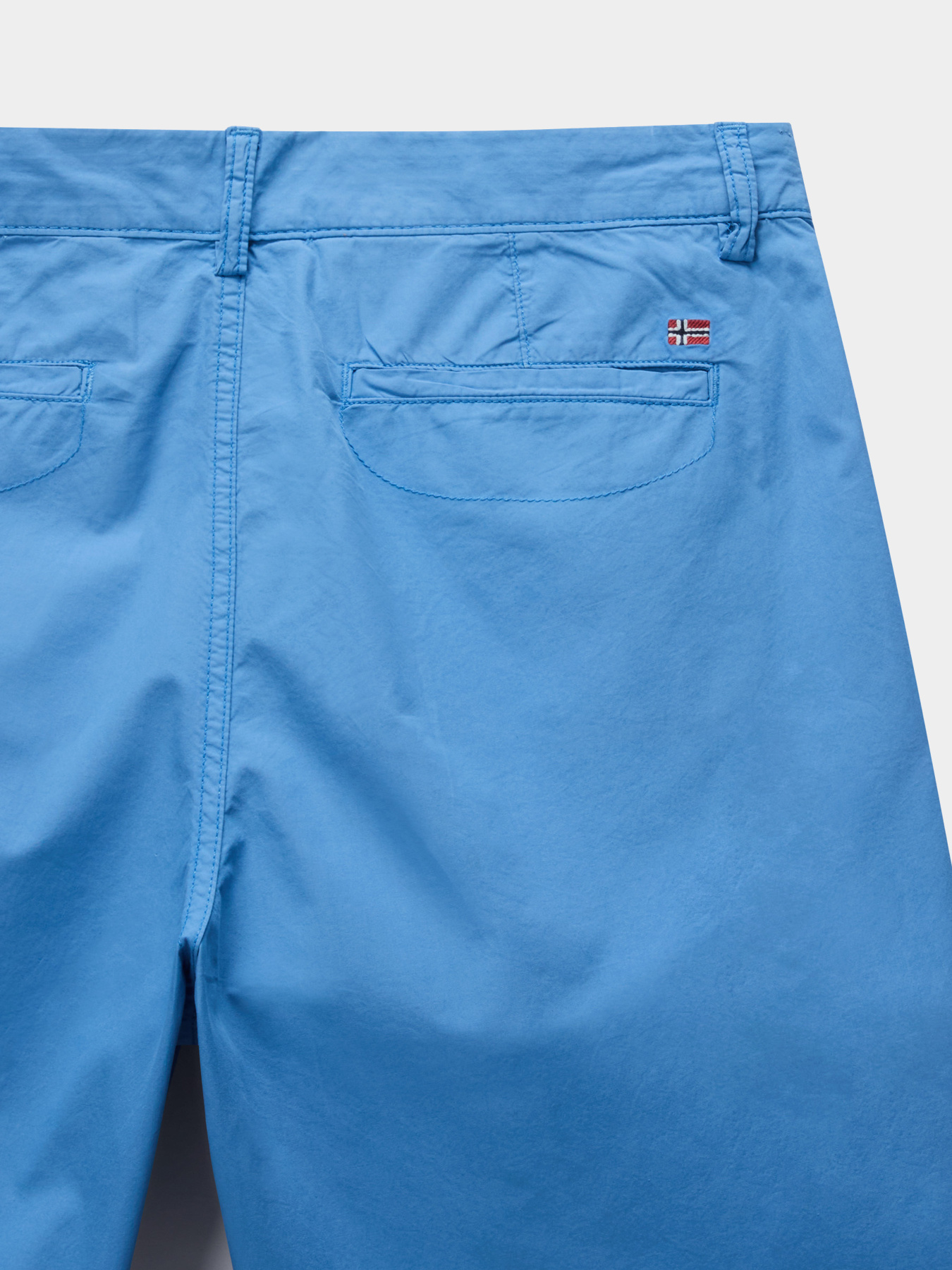 Повседневные шорты Napapijri NAKURU модель NP0A4HRVB9A1 Фото