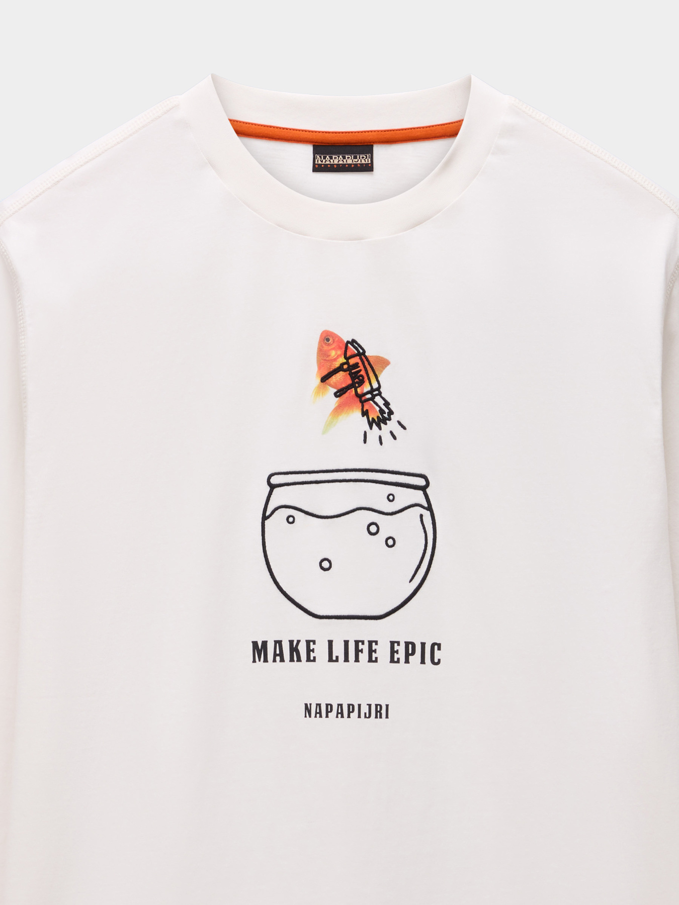 Футболка Napapijri S-SOL LS модель NP0A4I24FX11 Футболка Napapijri S-SOL LS модель NP0A4I24FX11 Фото