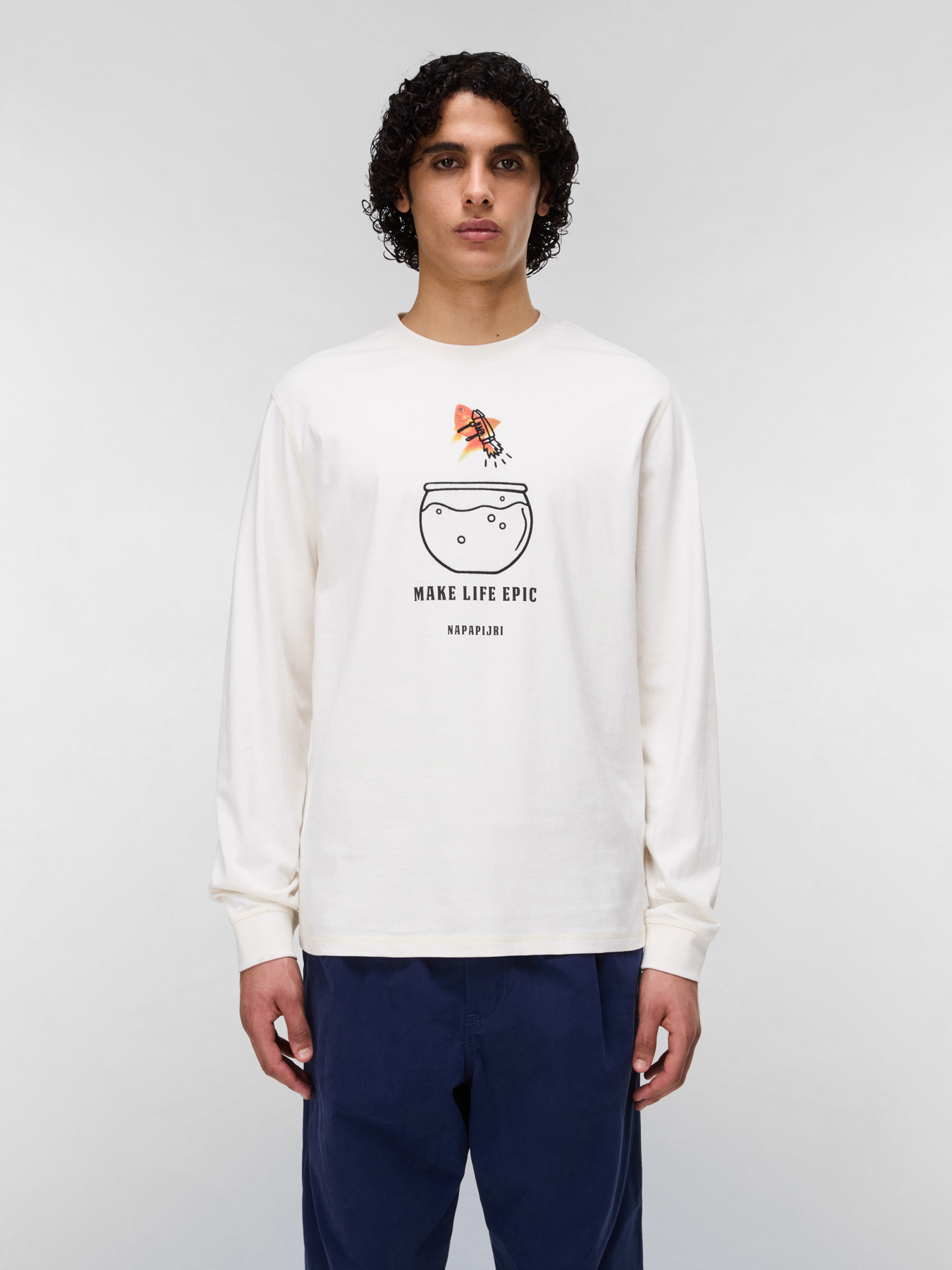 Футболка Napapijri S-SOL LS модель NP0A4I24FX11 Футболка Napapijri S-SOL LS модель NP0A4I24FX11 Фото