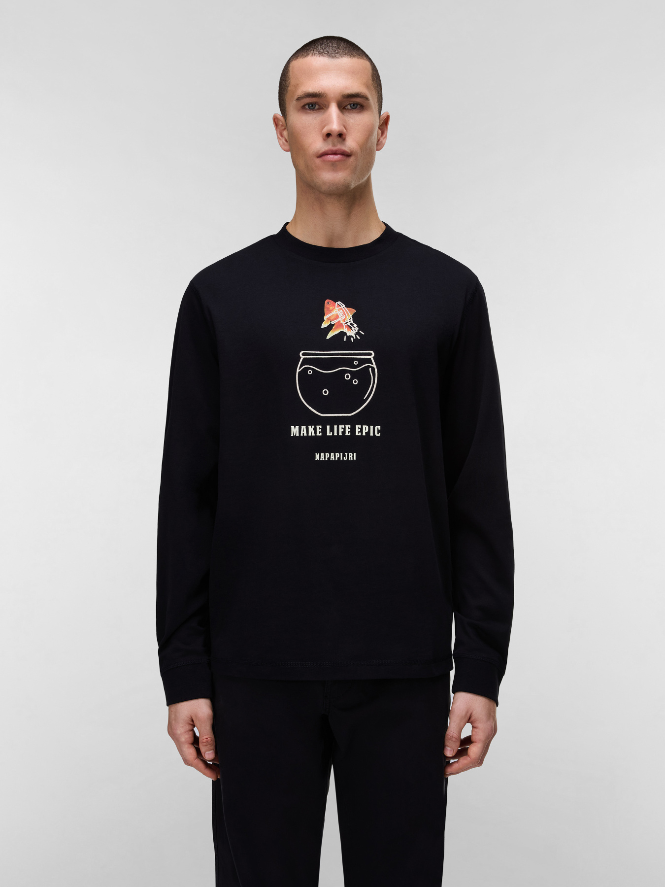 Футболка Napapijri S-SOL LS модель NP0A4I24FX21 Футболка Napapijri S-SOL LS модель NP0A4I24FX21 Фото