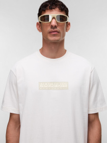 Футболка Napapijri S-BOX LOGO SS модель NP0A4IFLN1A1 Футболка Napapijri S-BOX LOGO SS модель NP0A4IFLN1A1 Фото