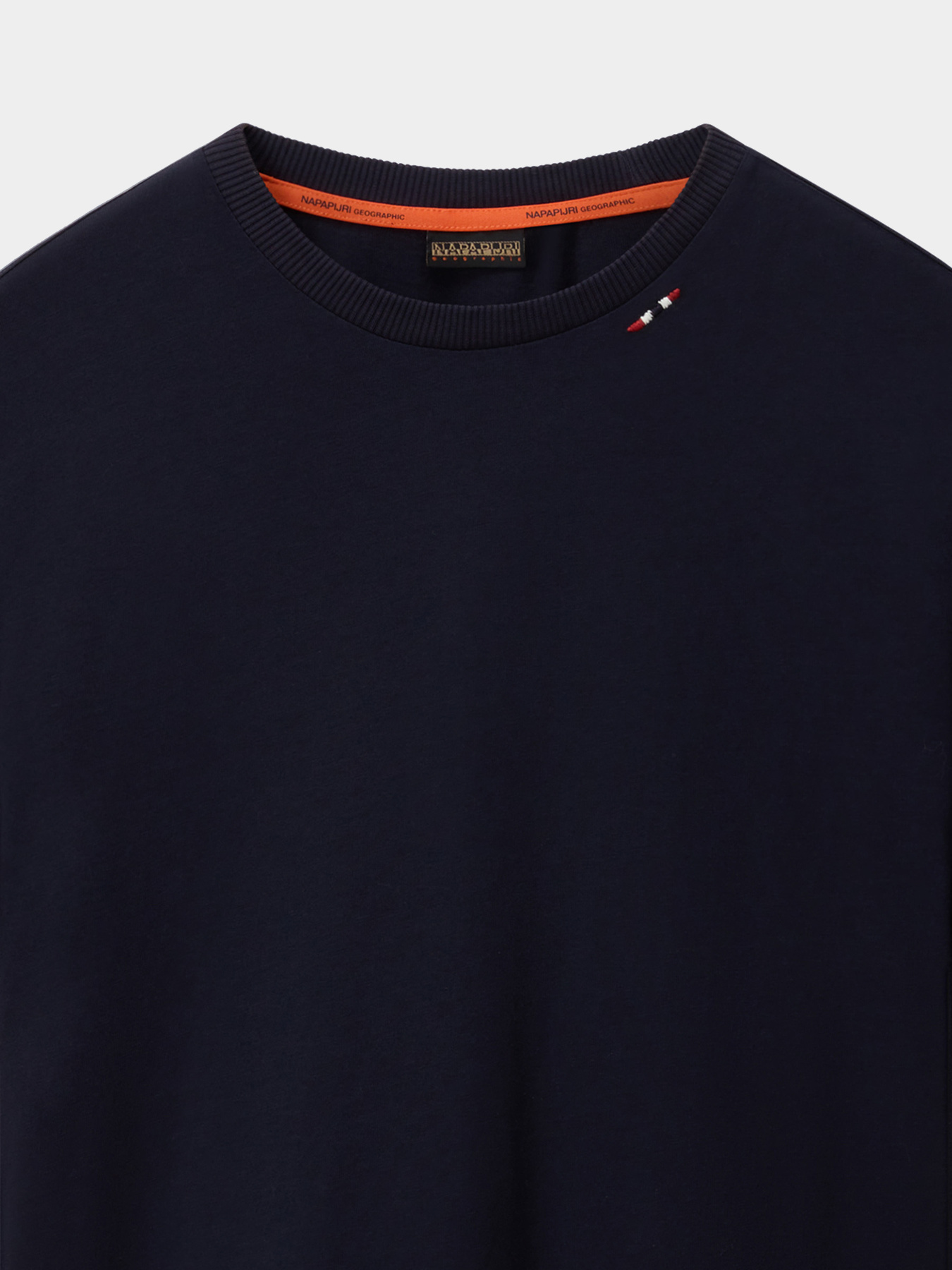 Футболка Napapijri S-NEDLES модель NP0A893E1761 Футболка Napapijri S-NEDLES модель NP0A893E1761 Фото