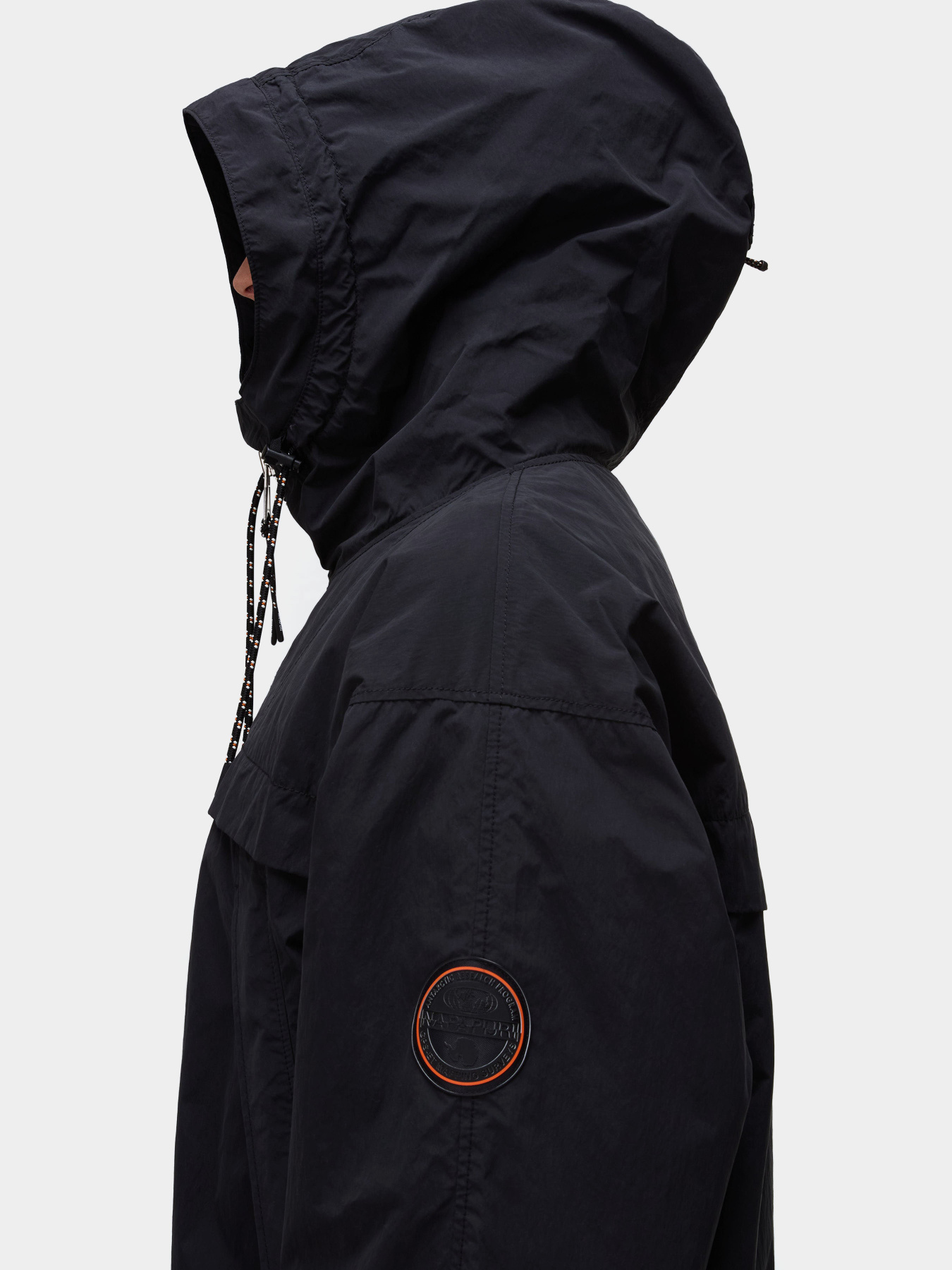 Куртки и дубленки Napapijri A-TRAVELER модель NP0A8AMV9411 Фото