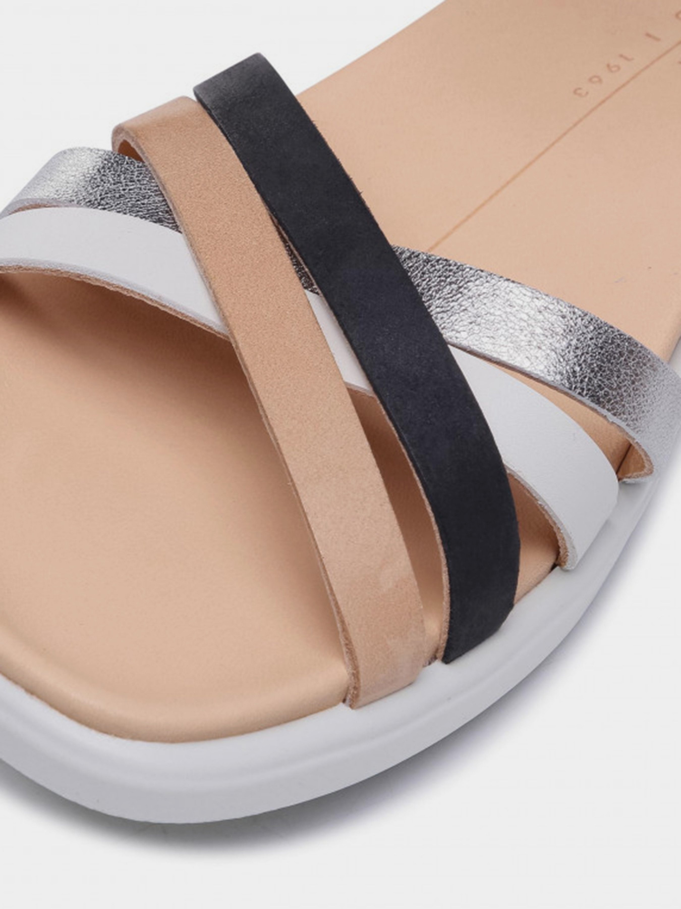 Сандалії ECCO Simpil модель 20921351872 Фото