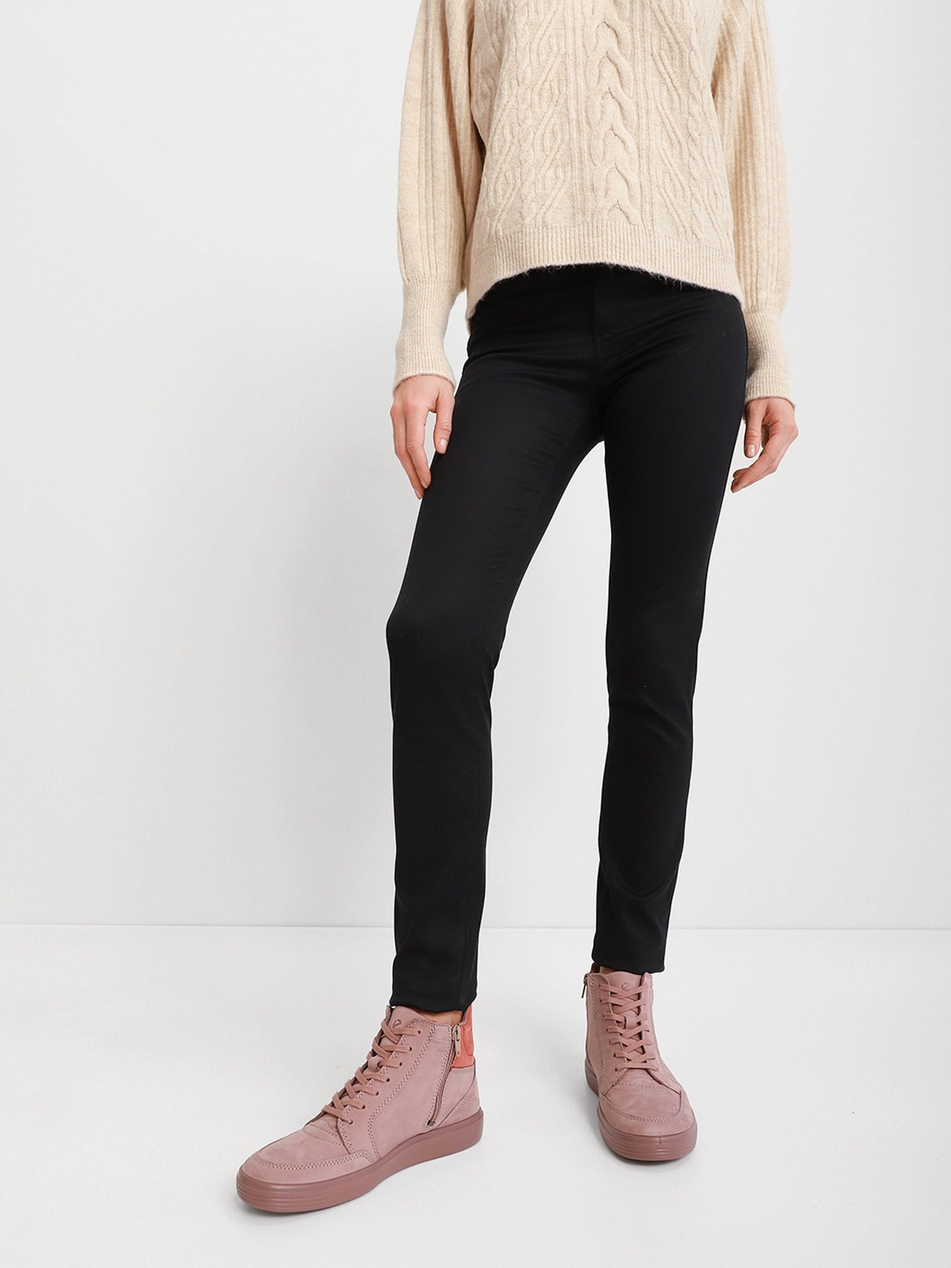 Ботинки ECCO SOFT CLASSIC модель 85774360186 Фото