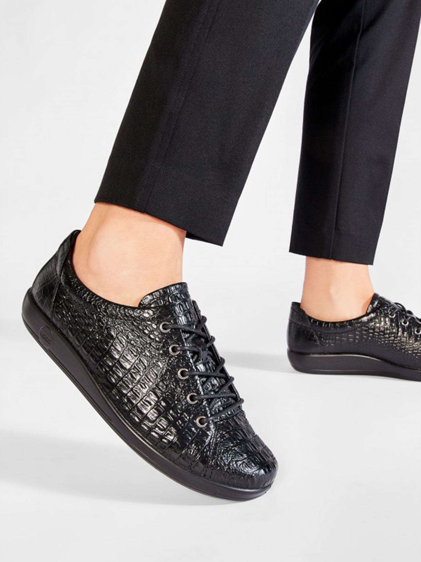 Кеди низькі ECCO Soft 2.0 модель 20650321001 Фото