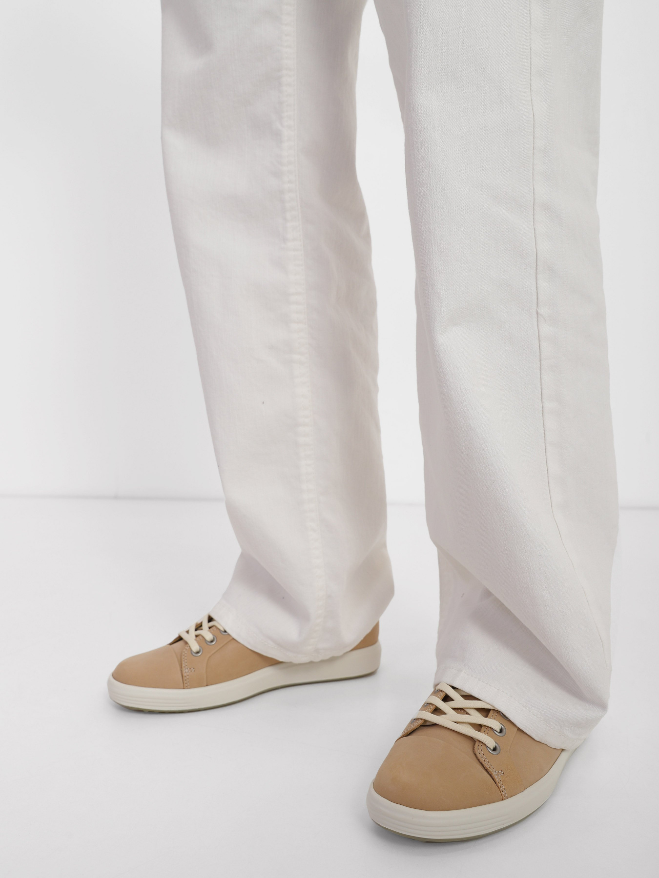 Кеди низькі ECCO Soft 7 модель 43000302211 Фото