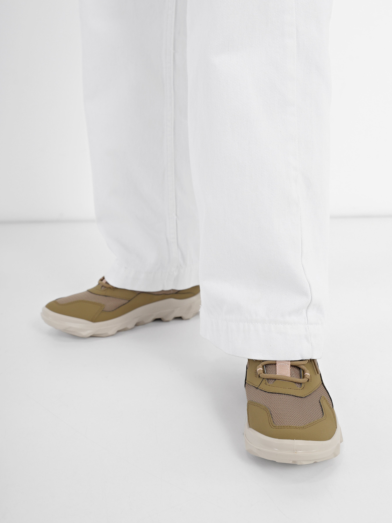 Ботинки ECCO MX модель 82022350824 Фото