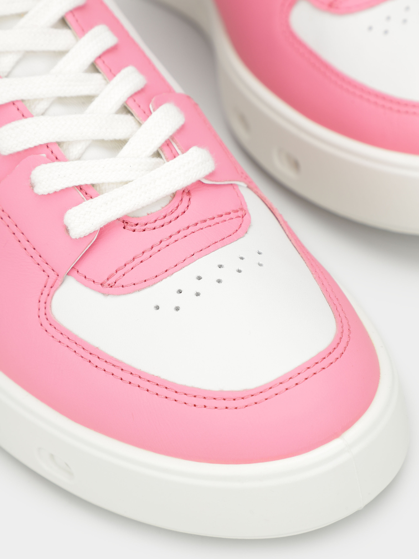 Кеди низькі ECCO Street 720 модель 20971360914 Кеди низькі ECCO Street 720 модель 20971360914 Фото