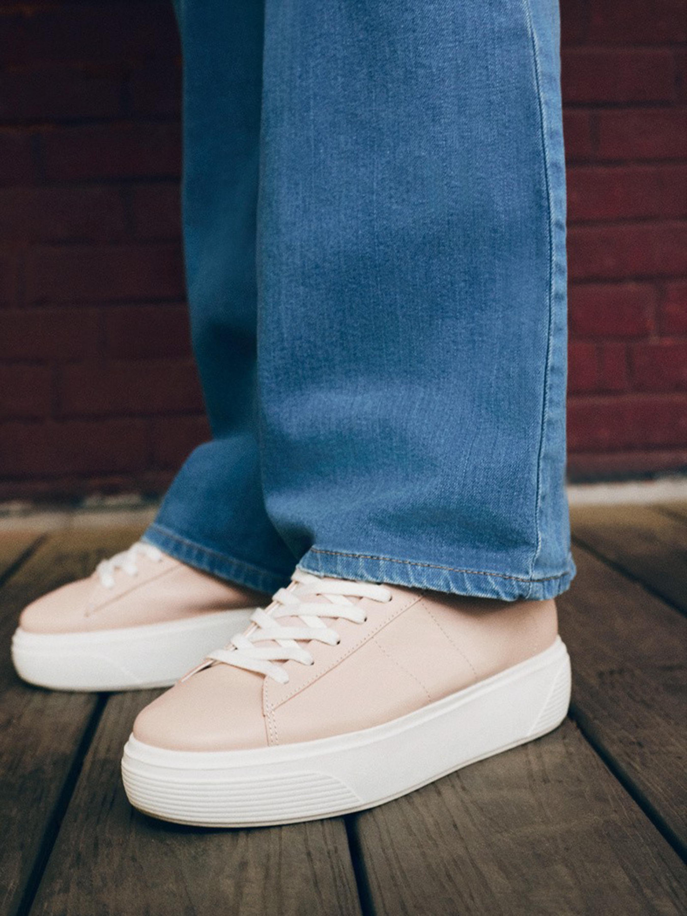 Кеди низькі ECCO Street Platform модель 21950301118 Фото