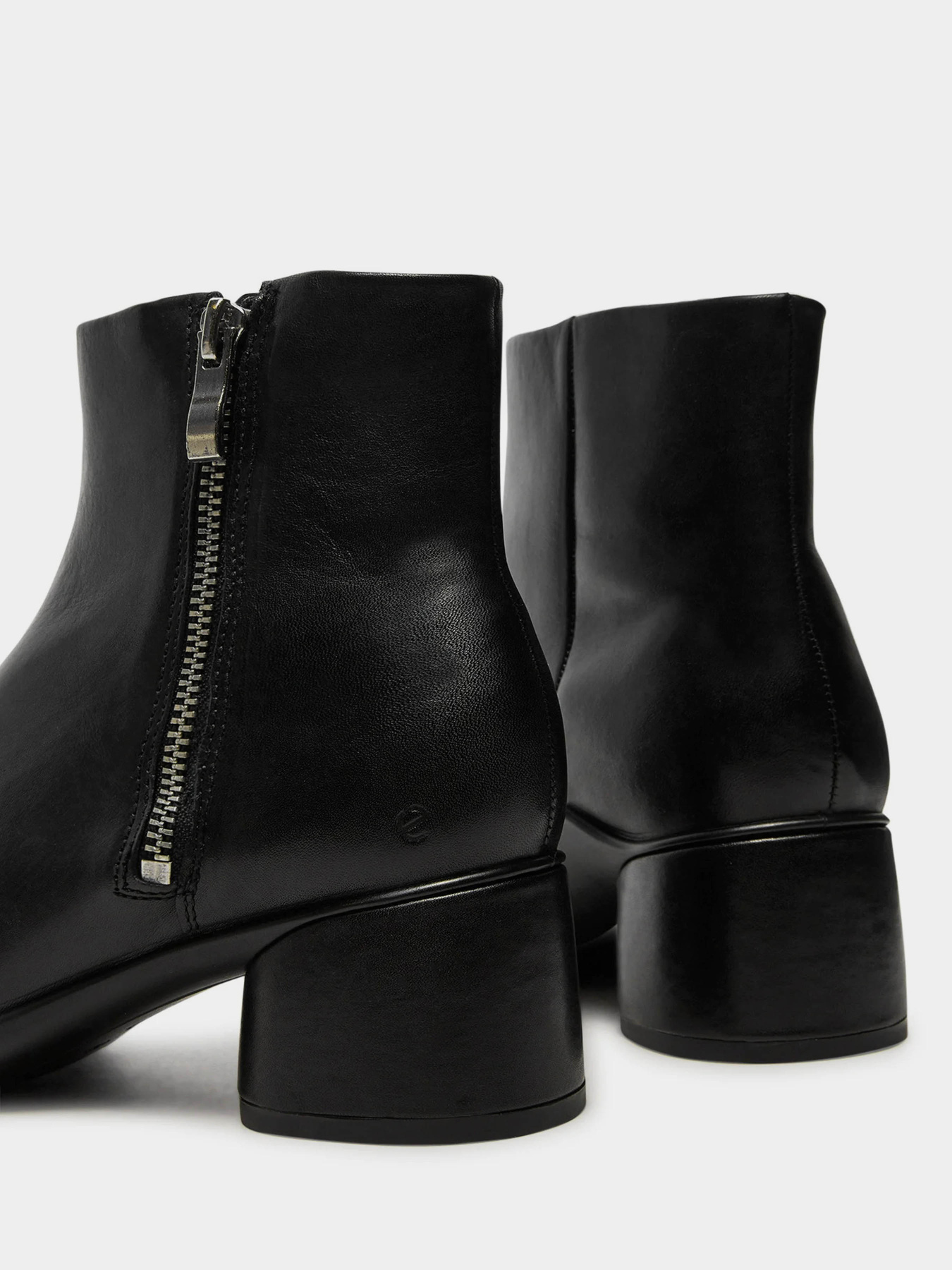 Бoтильоны ECCO Sculpted Lx 35 модель 22247301001 Фото