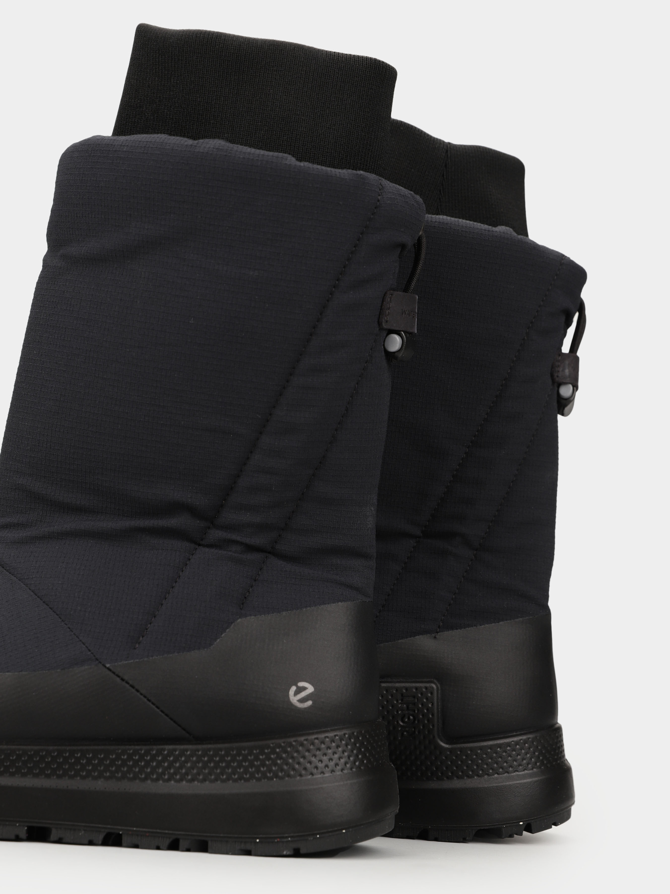 Сапоги дутики ECCO Solice модель 42020351052 Фото