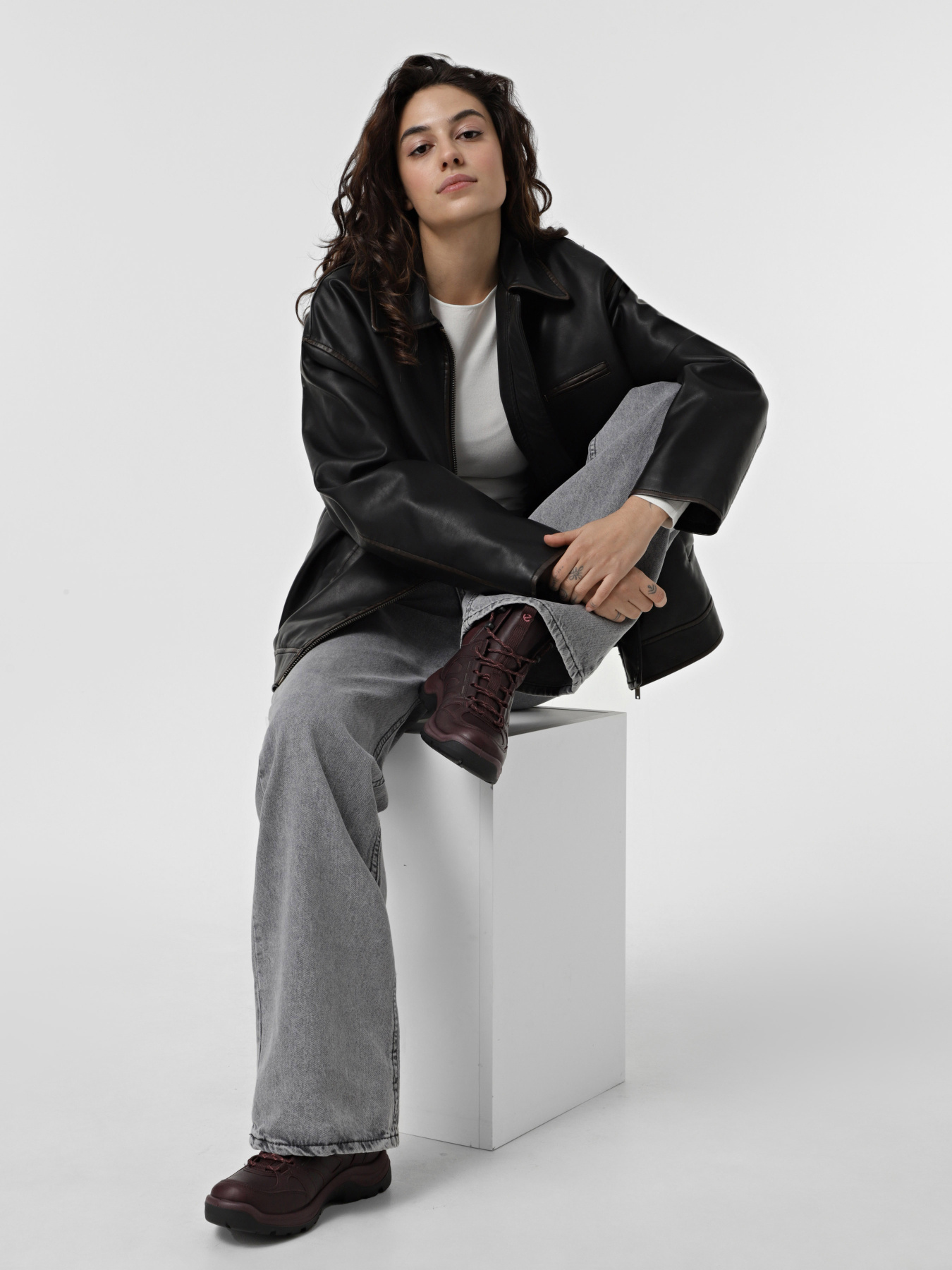 Ботинки аутдор ECCO Offroad Leather Waterproof Mid-Cut Outdoor модель 82242351502 Фото