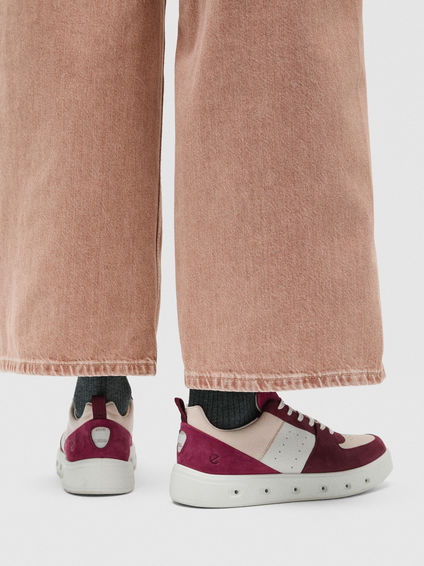 Кеди низькі ECCO Street 720 модель 20971361443 Фото