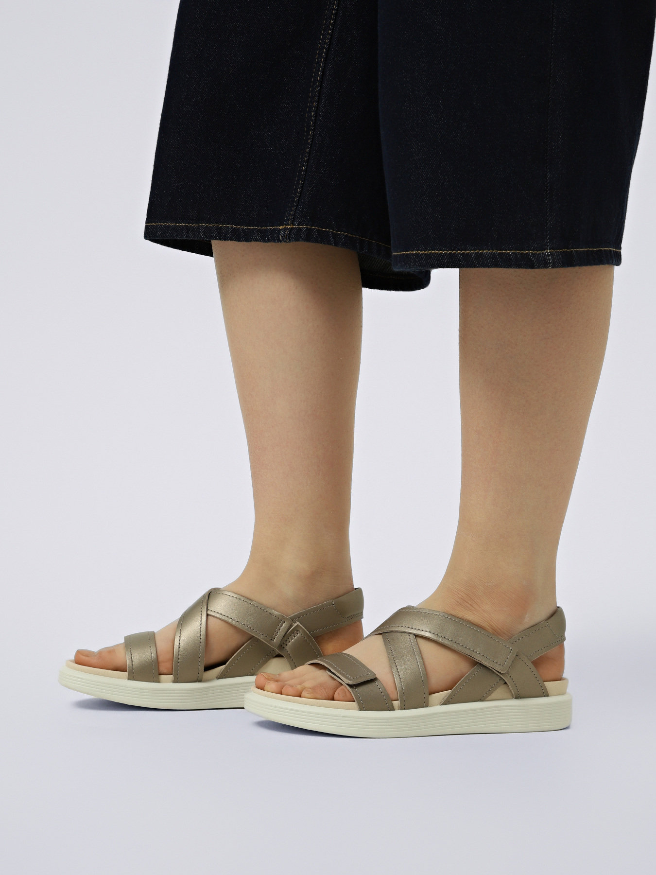 Сандалии ECCO ECCO SOFT SANDAL W модель 23881361564 Фото