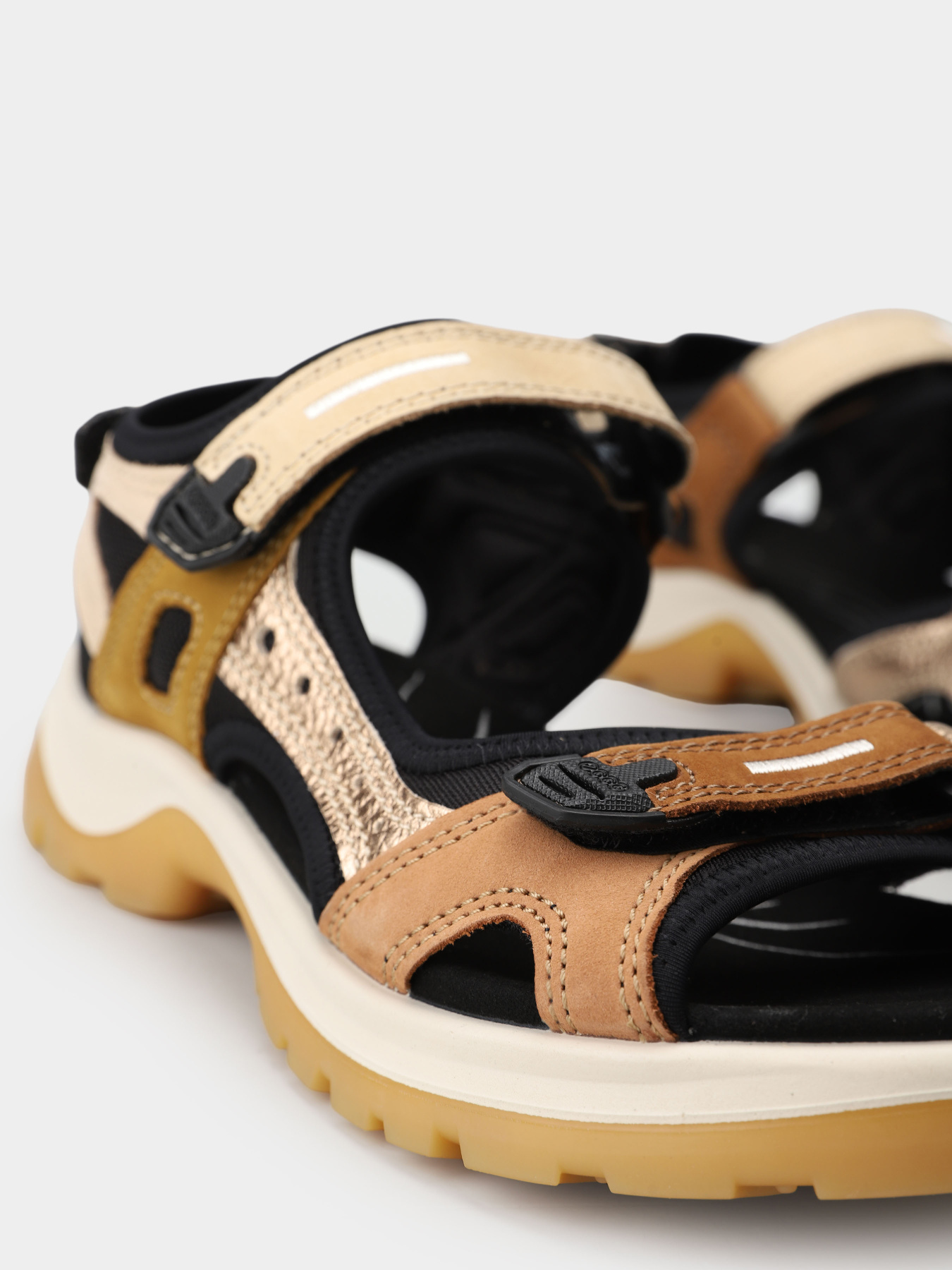 ECCO модель 06956352043 Фото